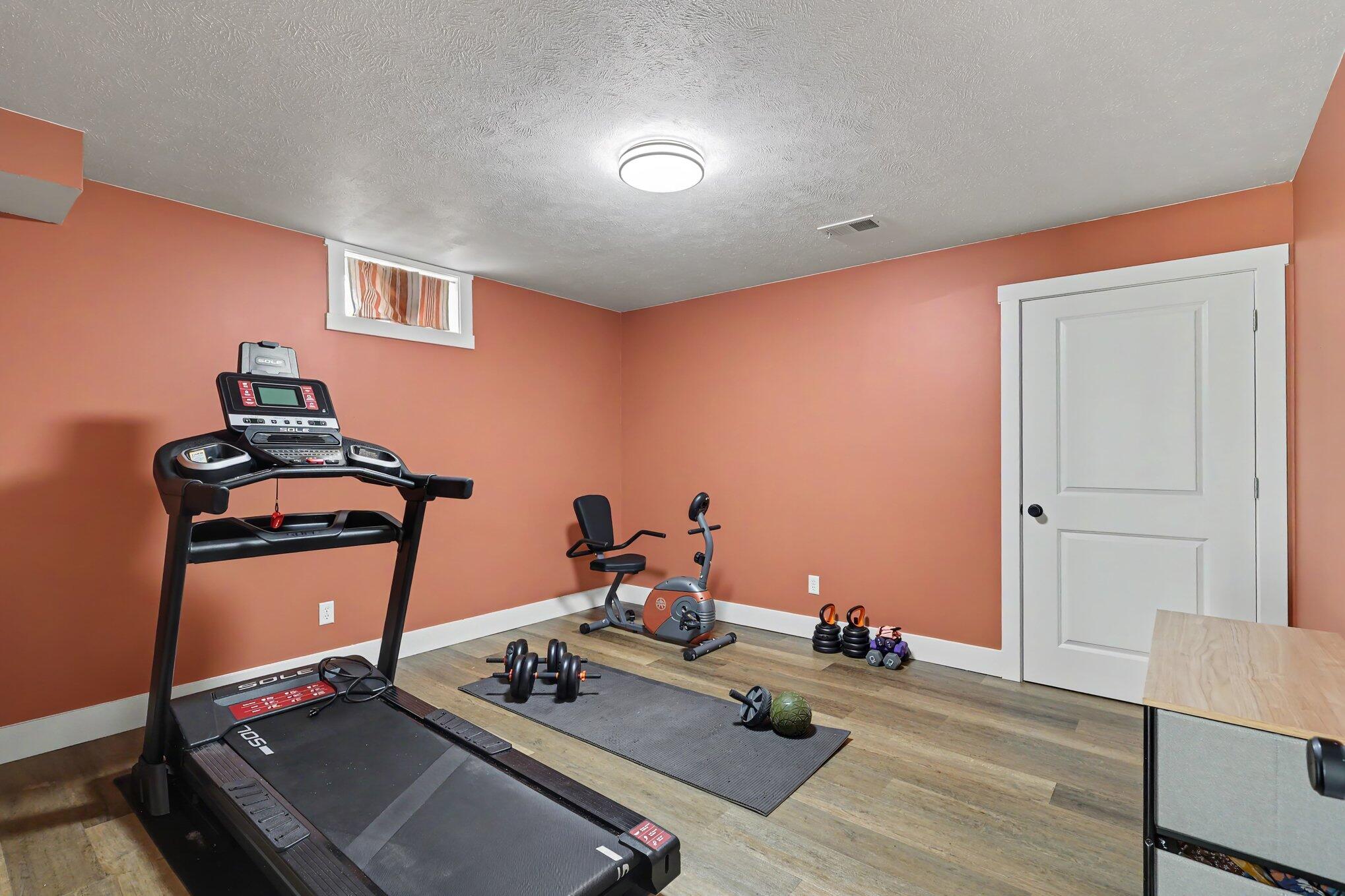 2581 Eagle Ridge Muskegon MI 49444