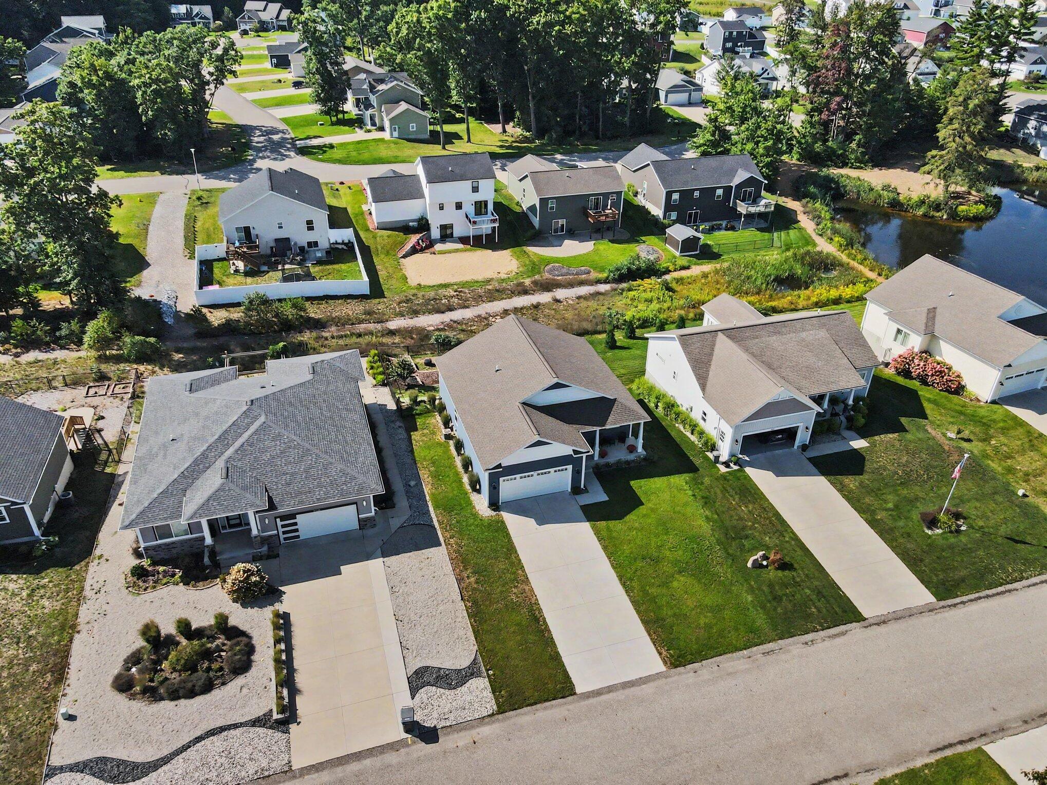 2581 Eagle Ridge Muskegon MI 49444