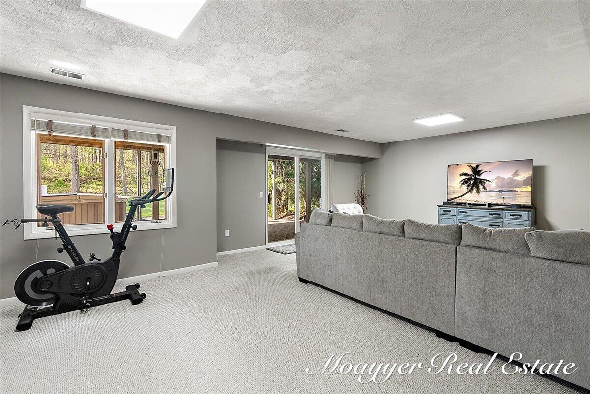 7321 Cuesta Way NE Rockford MI 49341