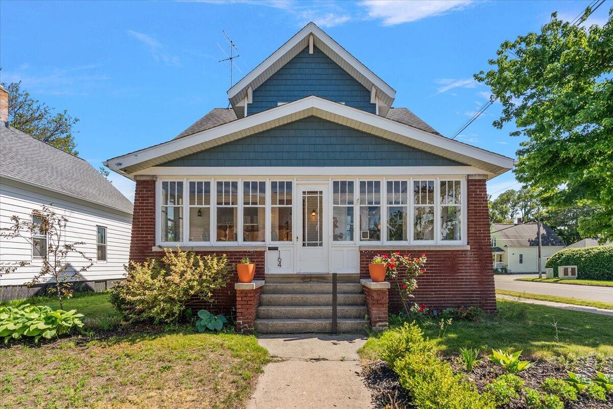 164 W 18th Street Holland MI 49423