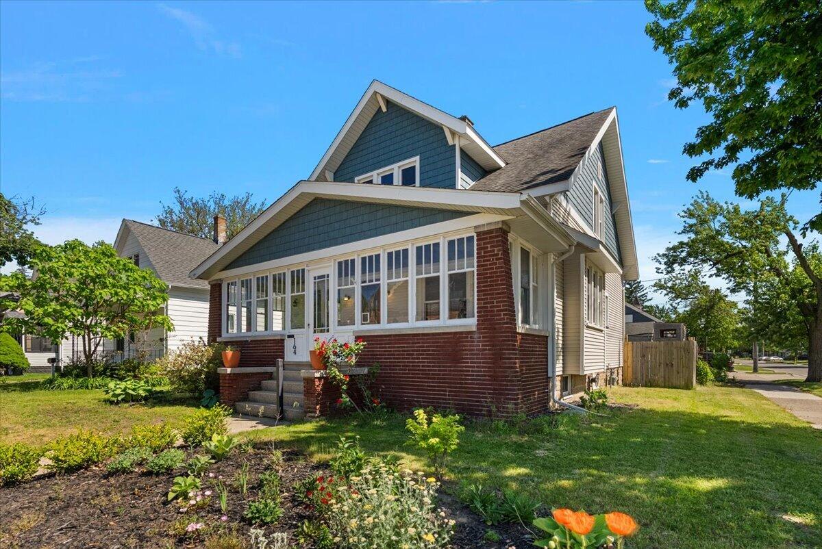 164 W 18th Street Holland MI 49423