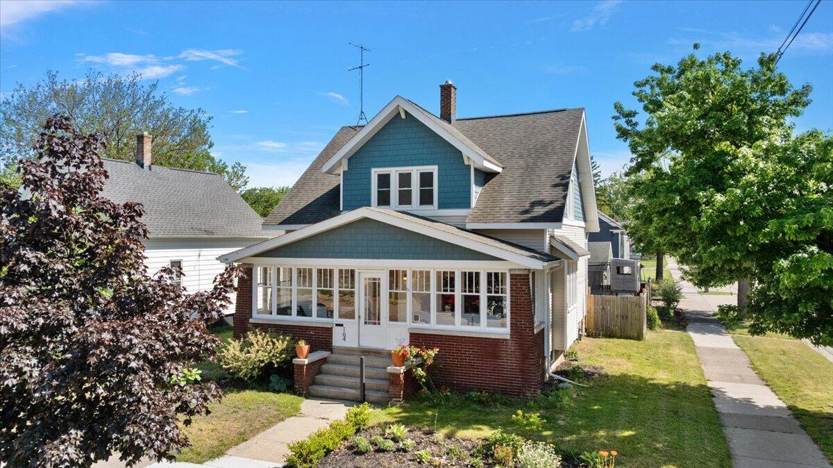 164 W 18th Street Holland MI 49423