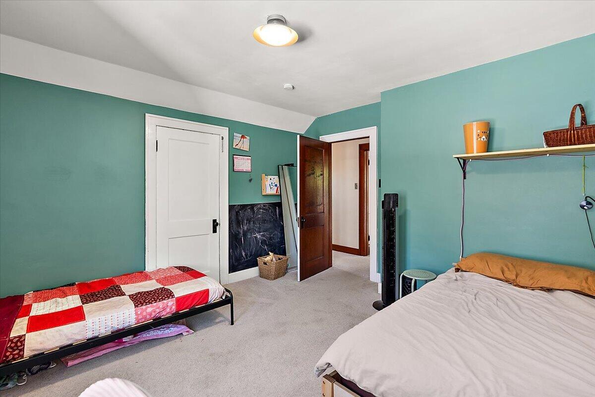164 W 18th Street Holland MI 49423