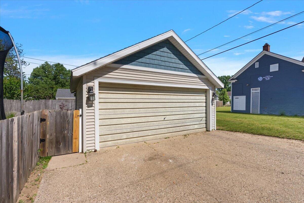 164 W 18th Street Holland MI 49423