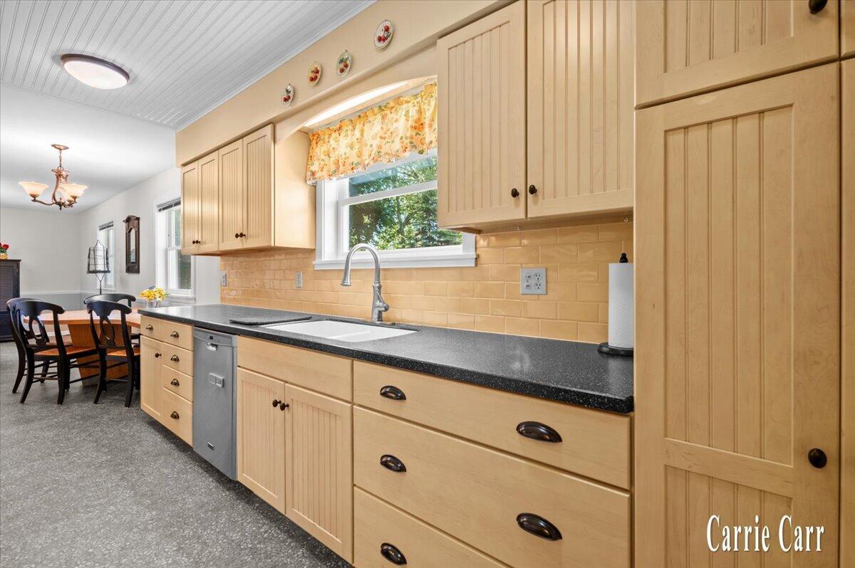 4045 Bell Avenue NE Grand Rapids MI 49525