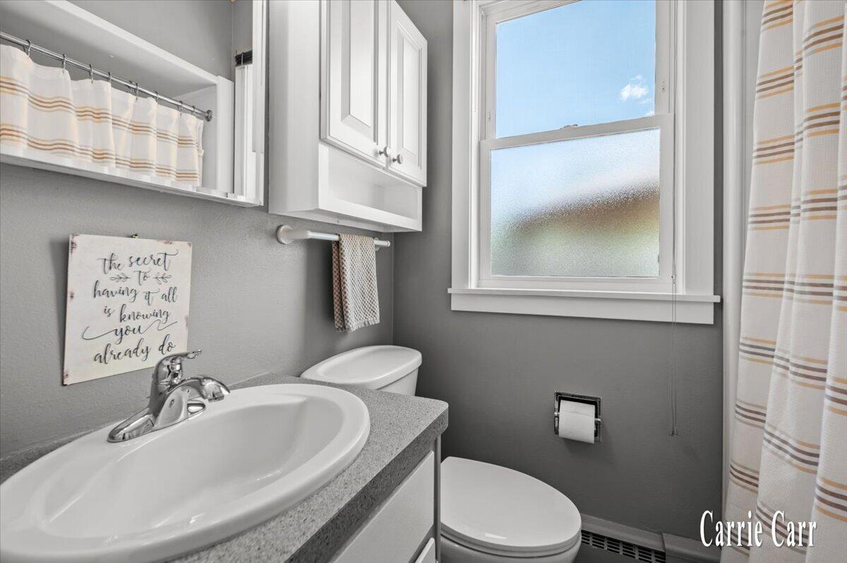 4045 Bell Avenue NE Grand Rapids MI 49525