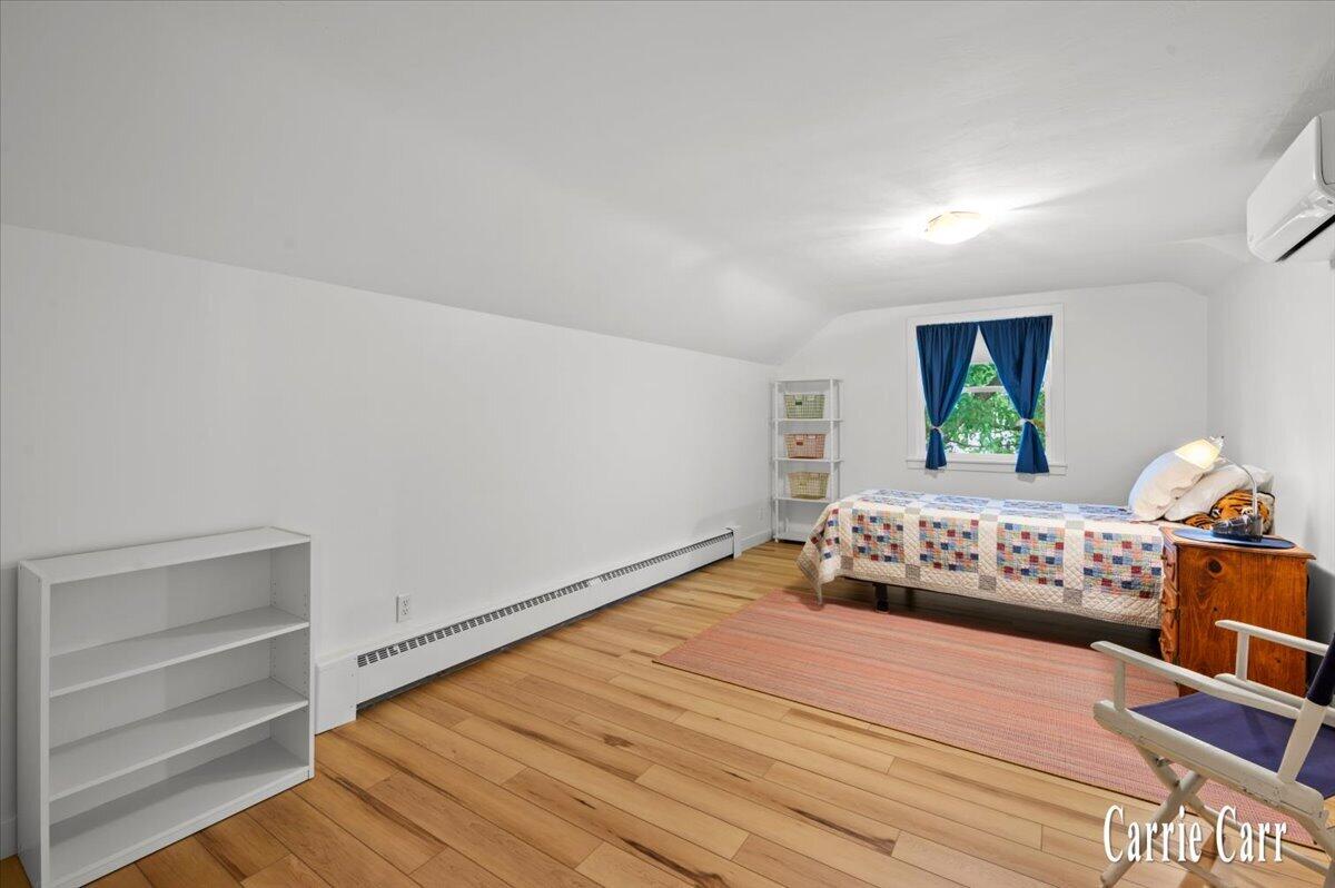 4045 Bell Avenue NE Grand Rapids MI 49525