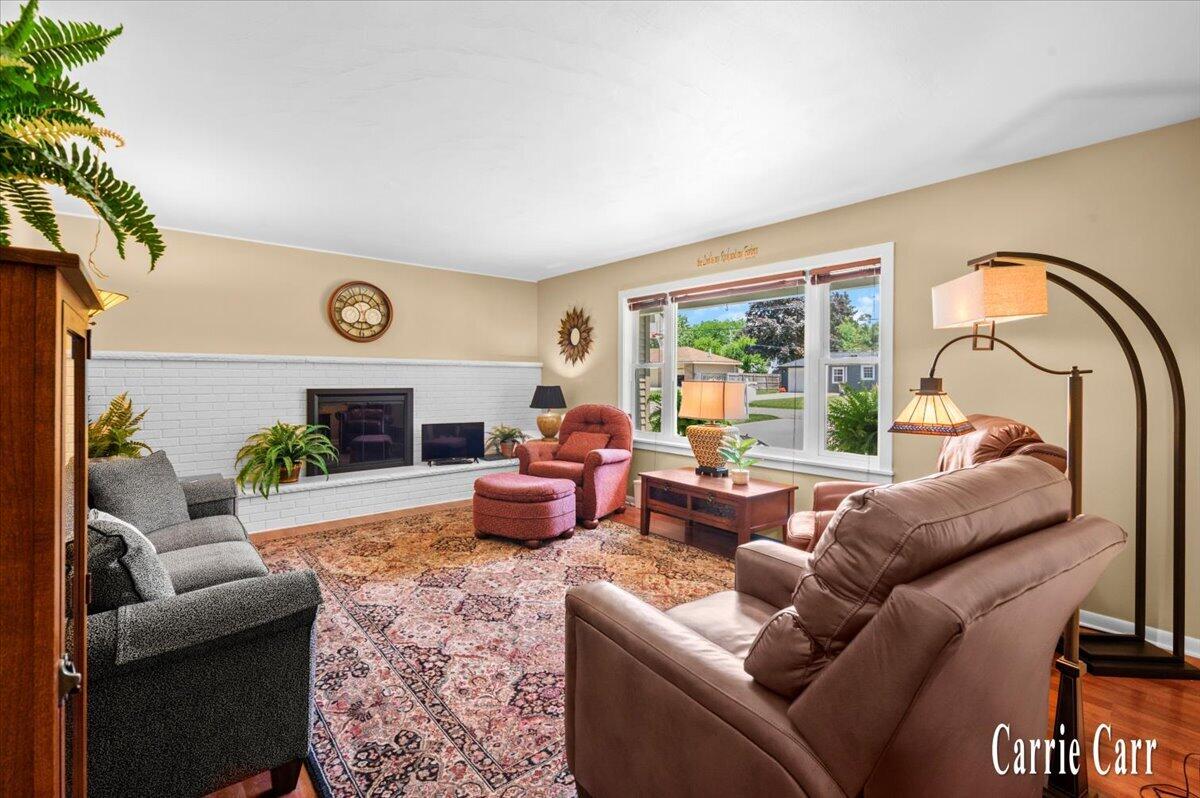 4045 Bell Avenue NE Grand Rapids MI 49525