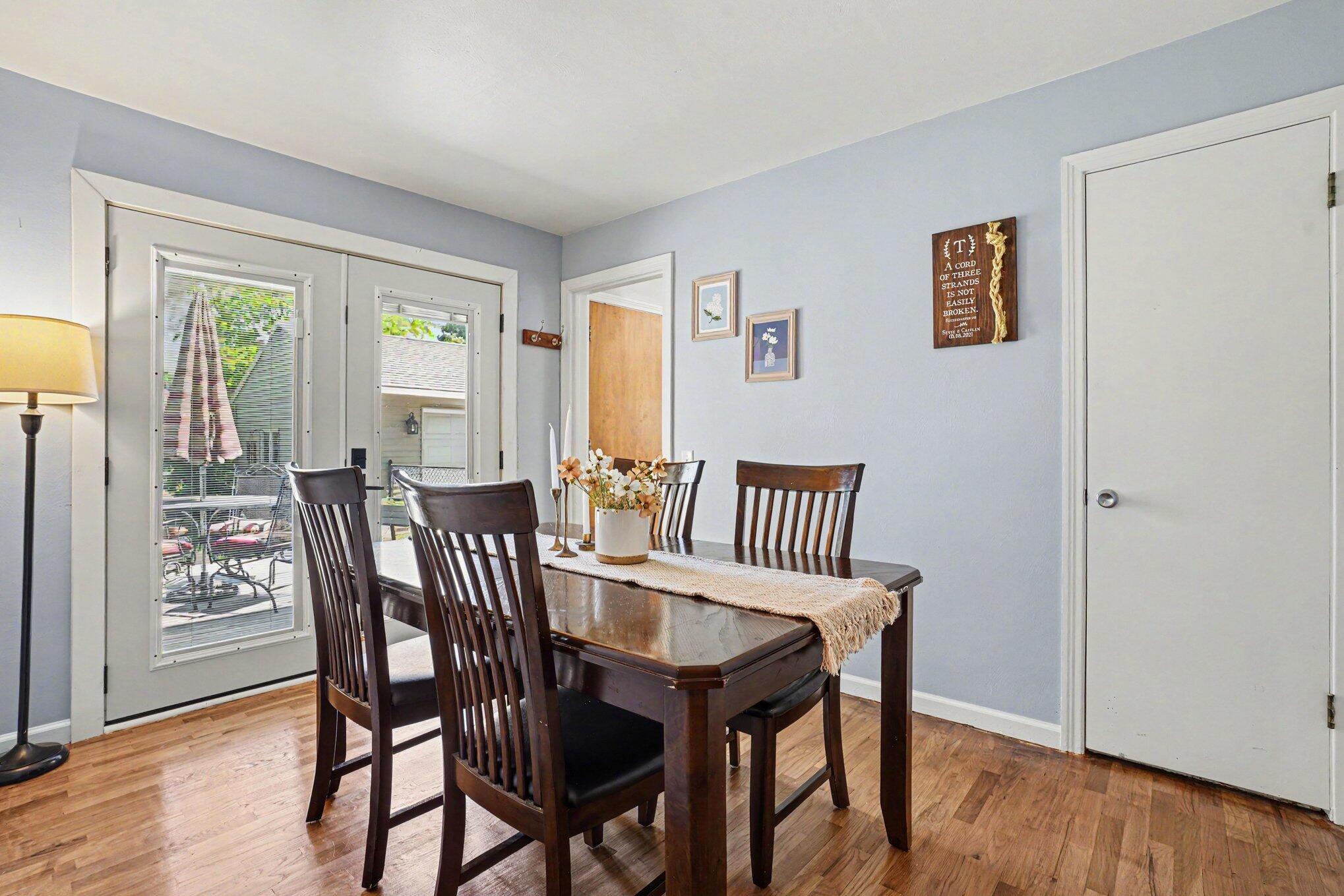 423 E Glenguile Street Kalamazoo MI 49004