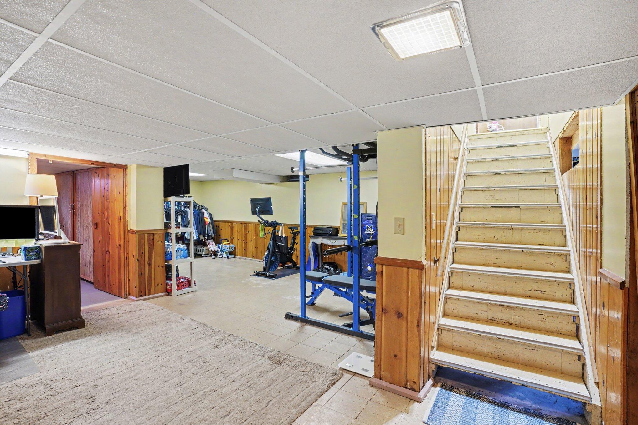 423 E Glenguile Street Kalamazoo MI 49004