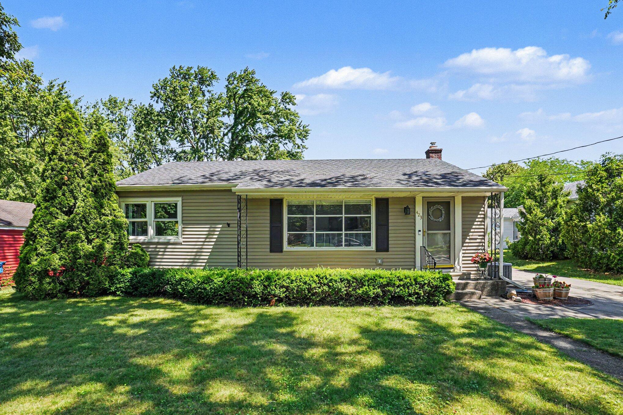 423 E Glenguile Street Kalamazoo MI 49004