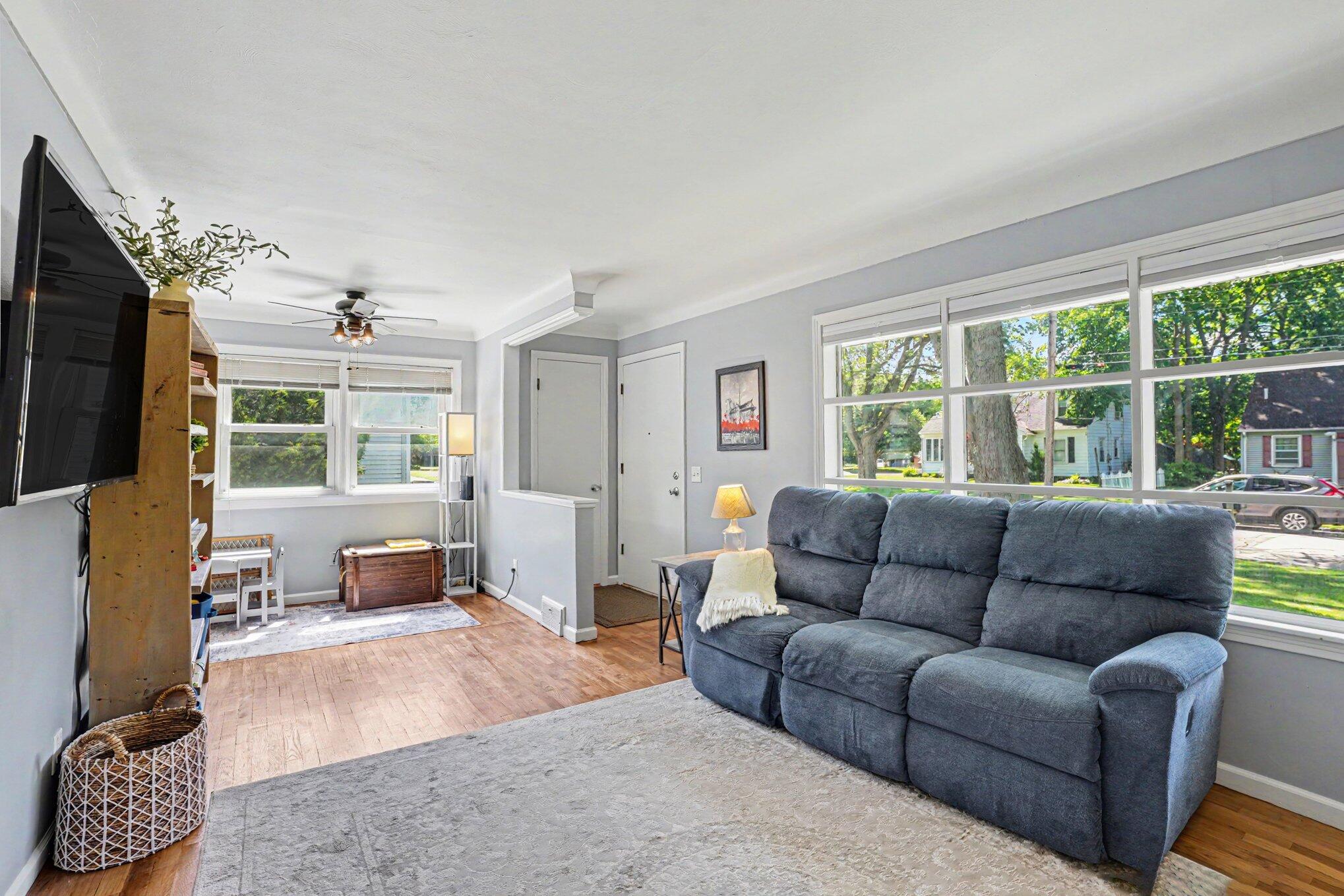 423 E Glenguile Street Kalamazoo MI 49004