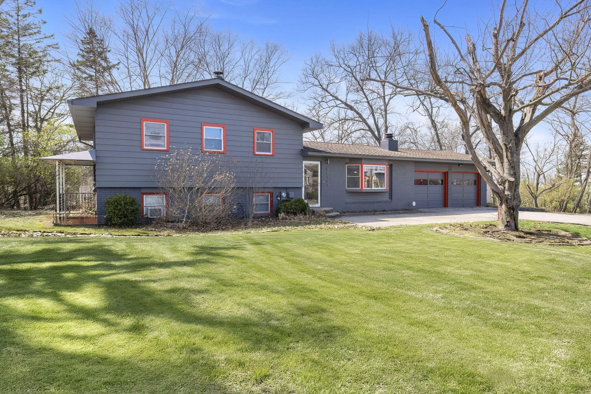 48103 Walnut Avenue New Buffalo MI 49117