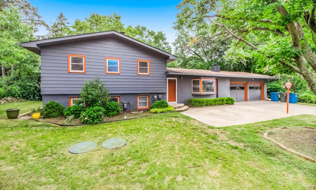 48103 Walnut Avenue New Buffalo MI 49117
