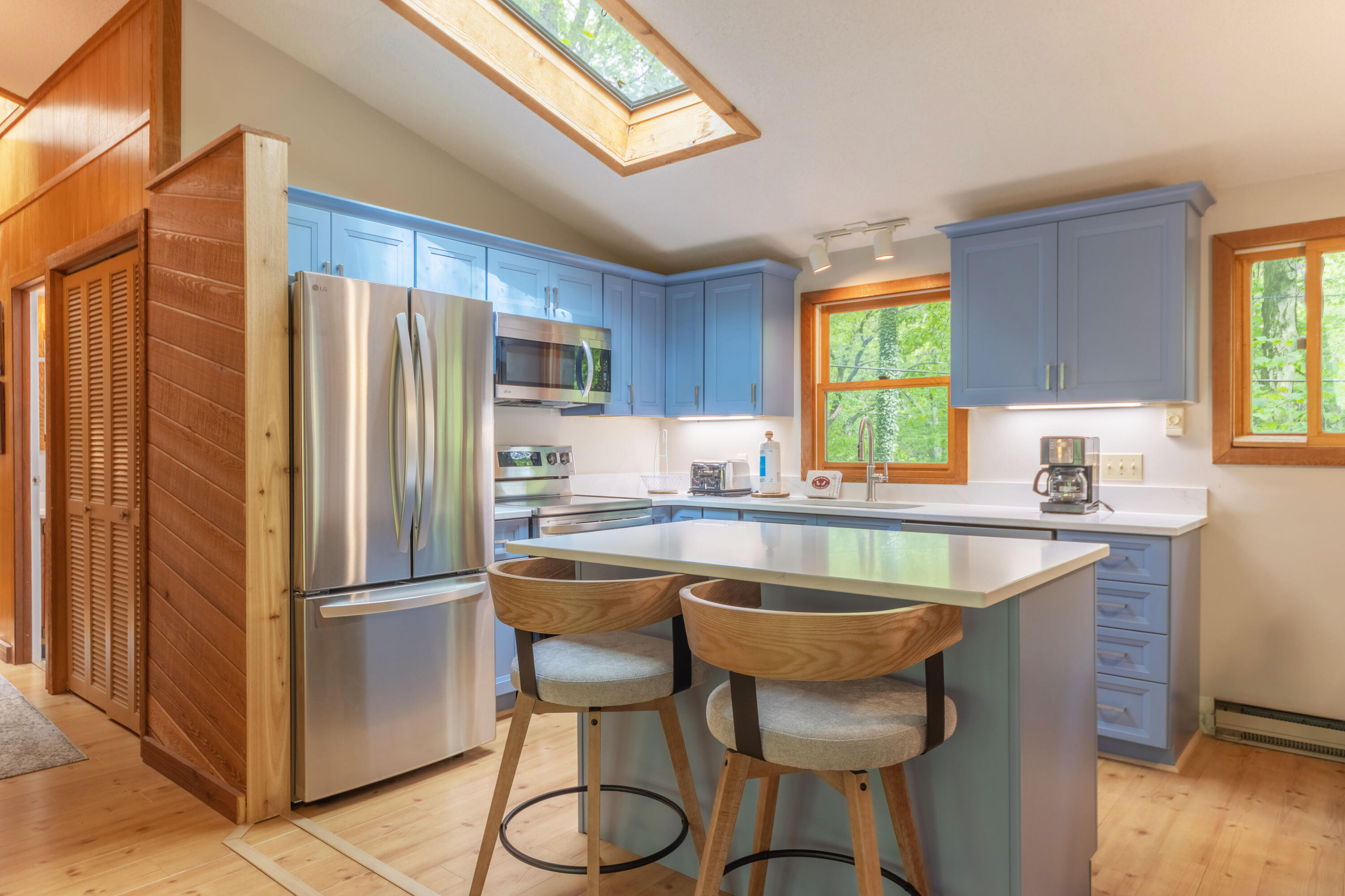 28310 Shorewood Drive Covert MI 49043