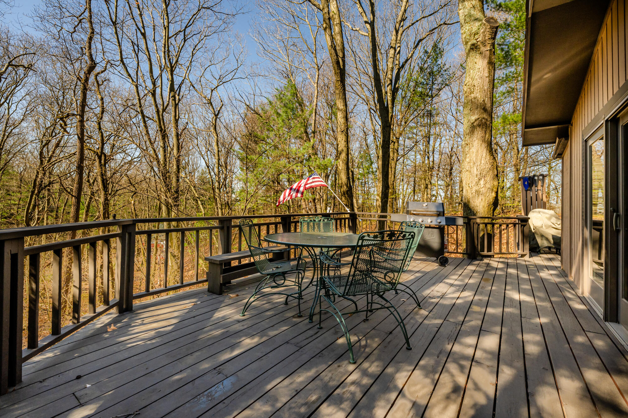 28310 Shorewood Drive Covert MI 49043