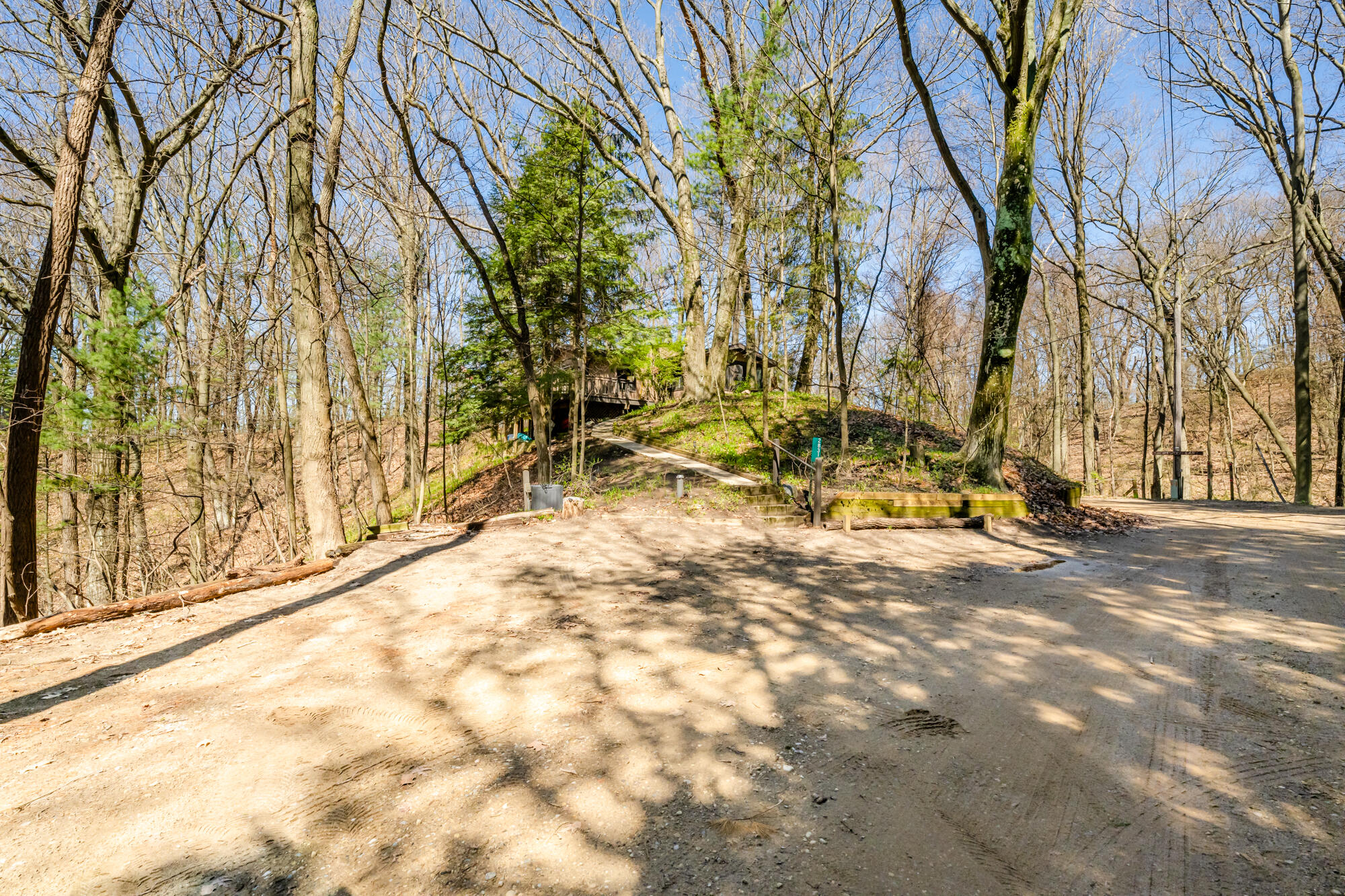 28310 Shorewood Drive Covert MI 49043