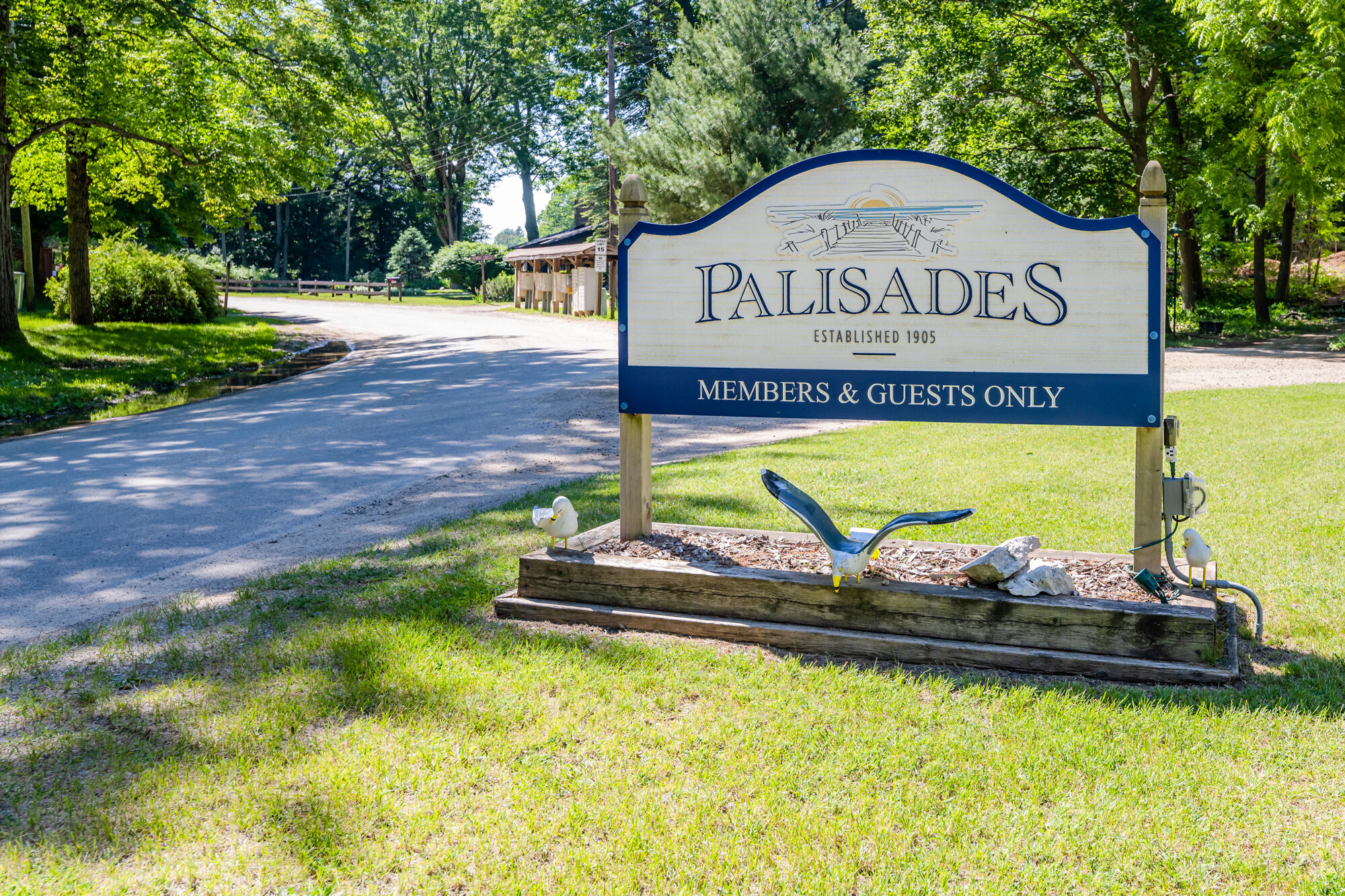 28310 Shorewood Drive Covert MI 49043