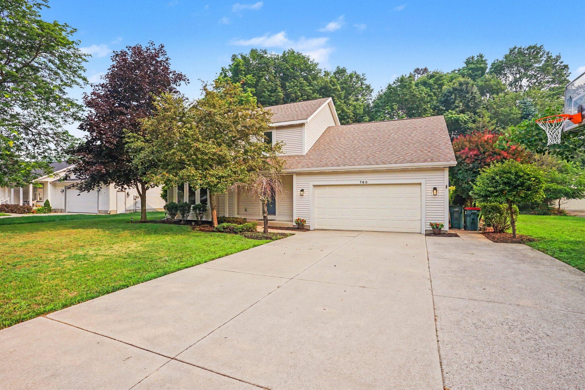 760 Brookridge Drive Norton Shores MI 49441