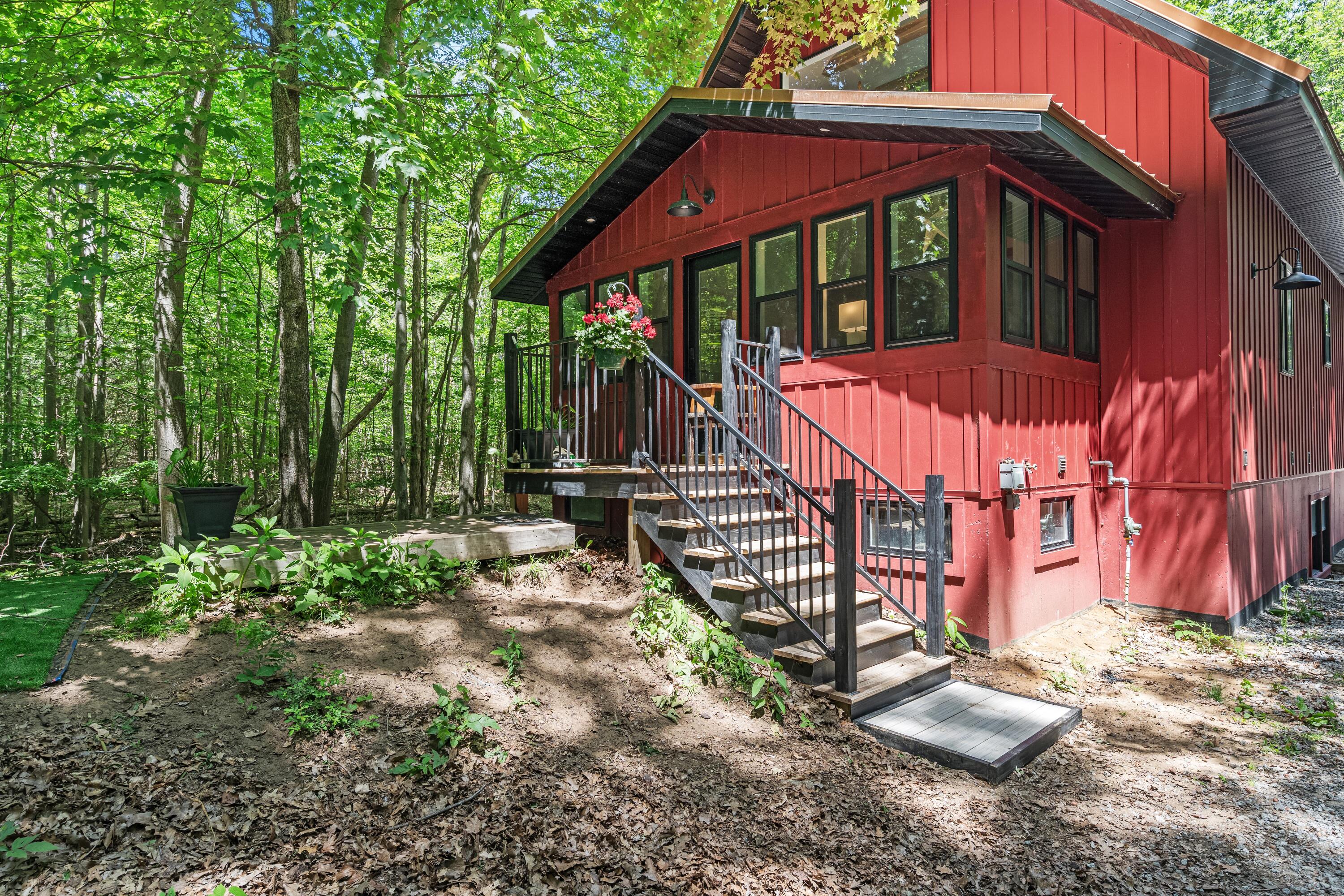 6907 126th Avenue Fennville MI 49408
