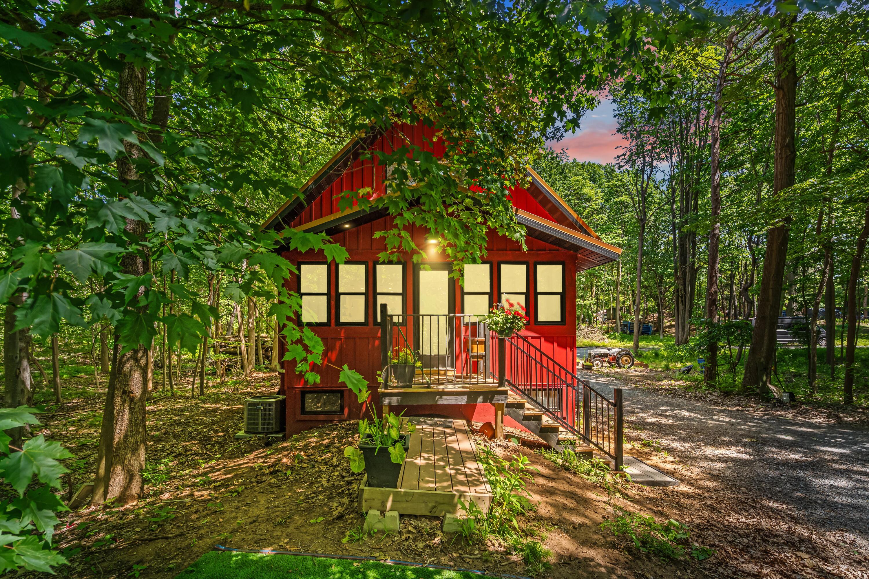 6907 126th Avenue Fennville MI 49408