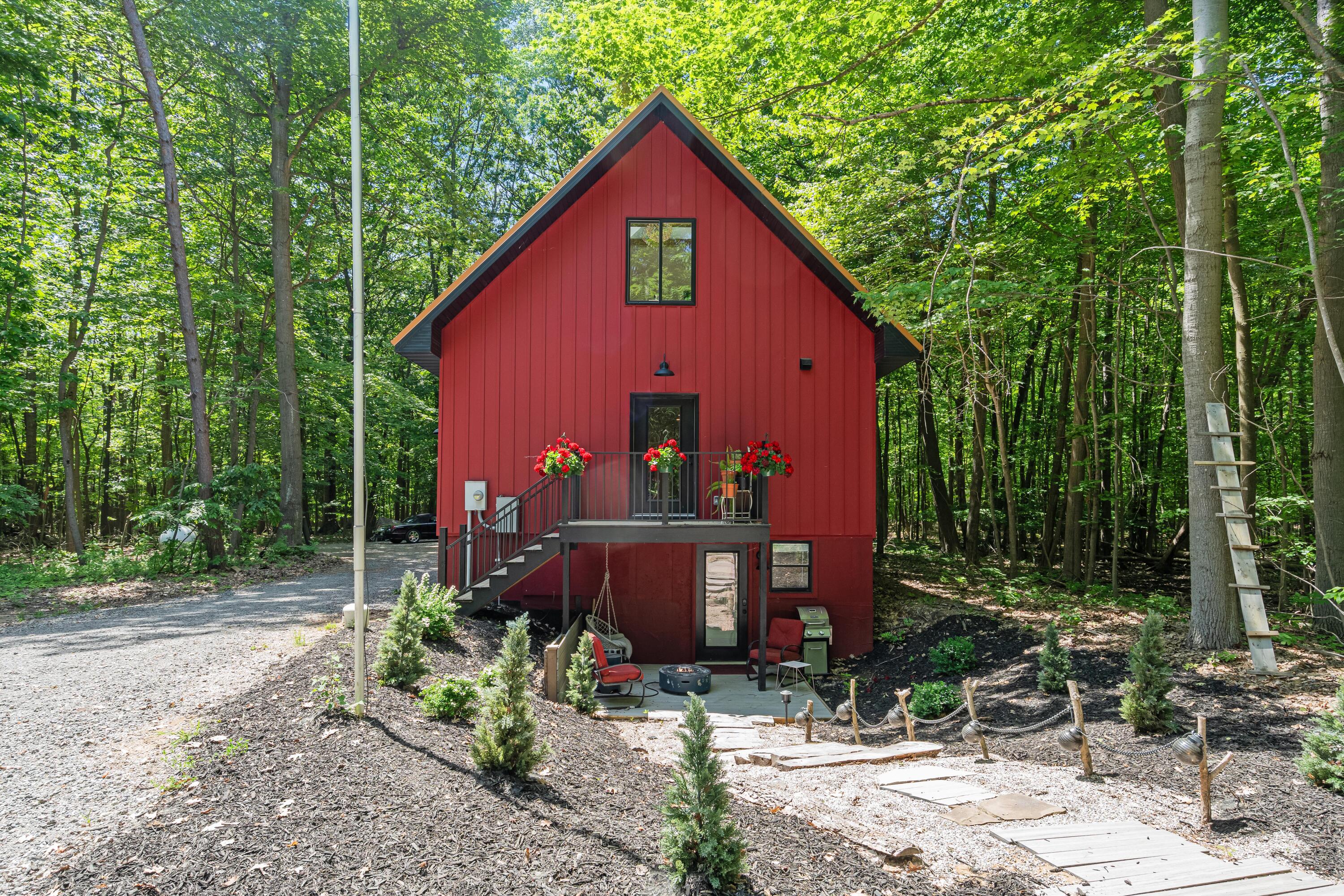 6907 126th Avenue Fennville MI 49408