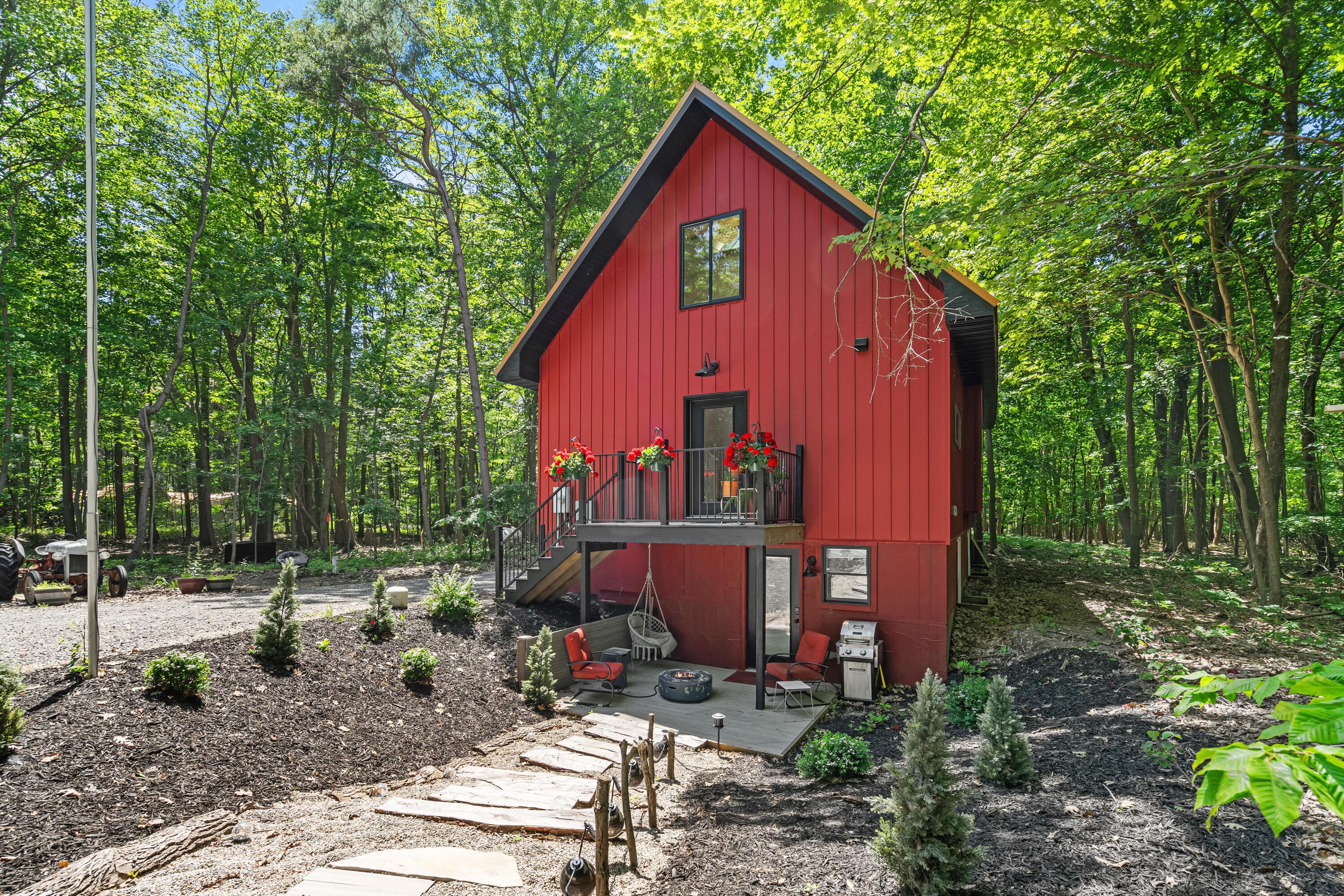 6907 126th Avenue Fennville MI 49408