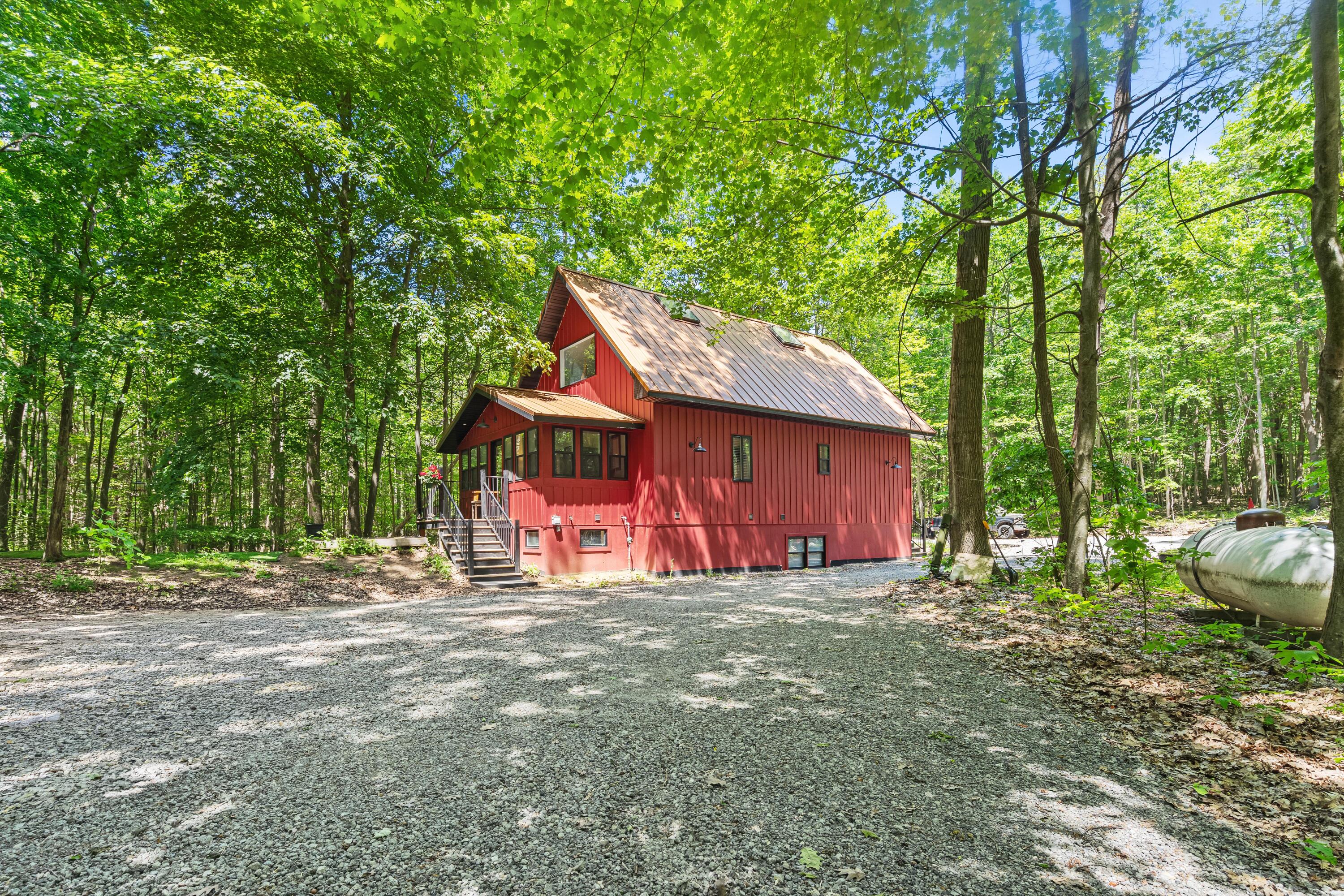 6907 126th Avenue Fennville MI 49408