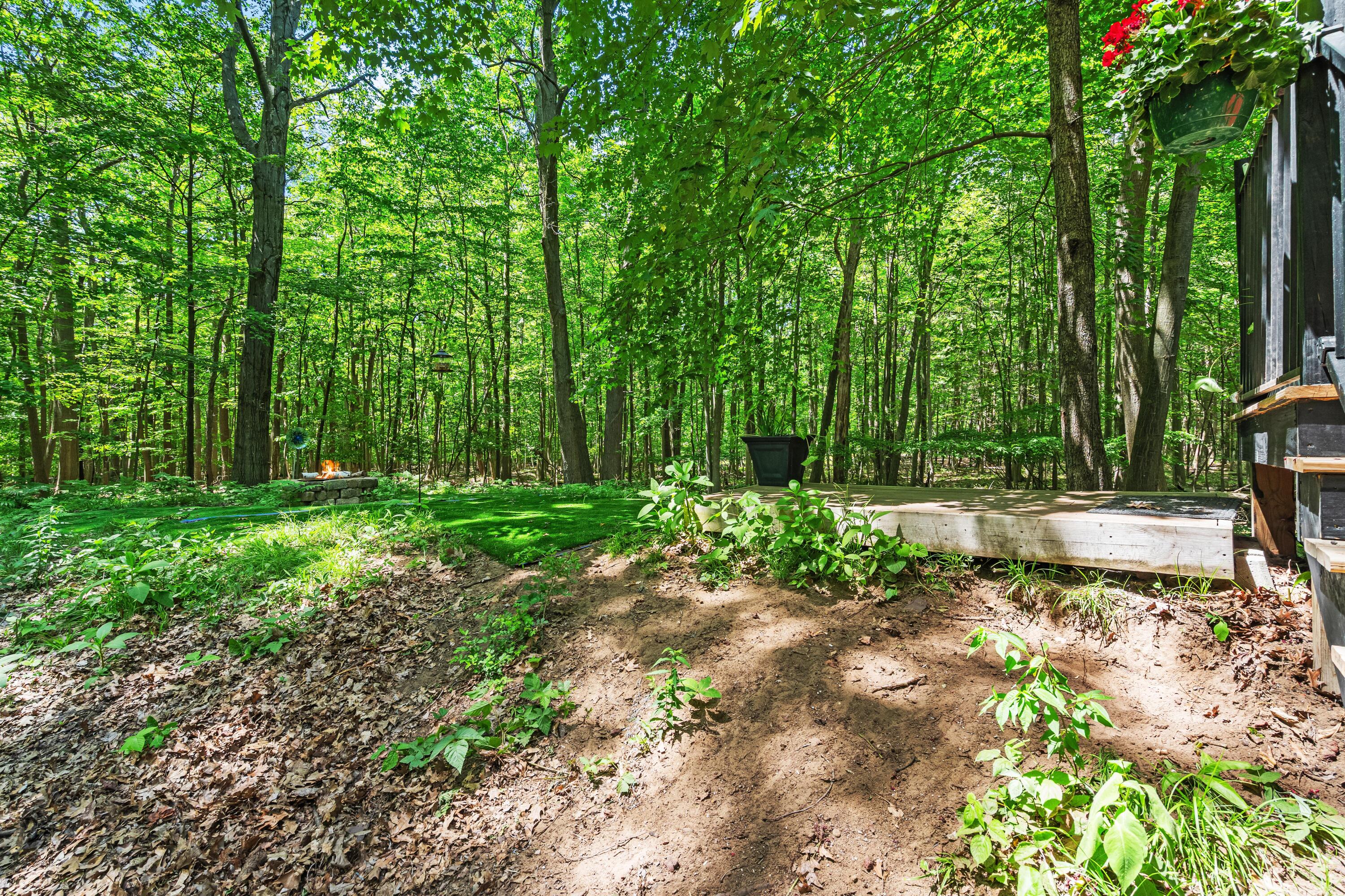 6907 126th Avenue Fennville MI 49408