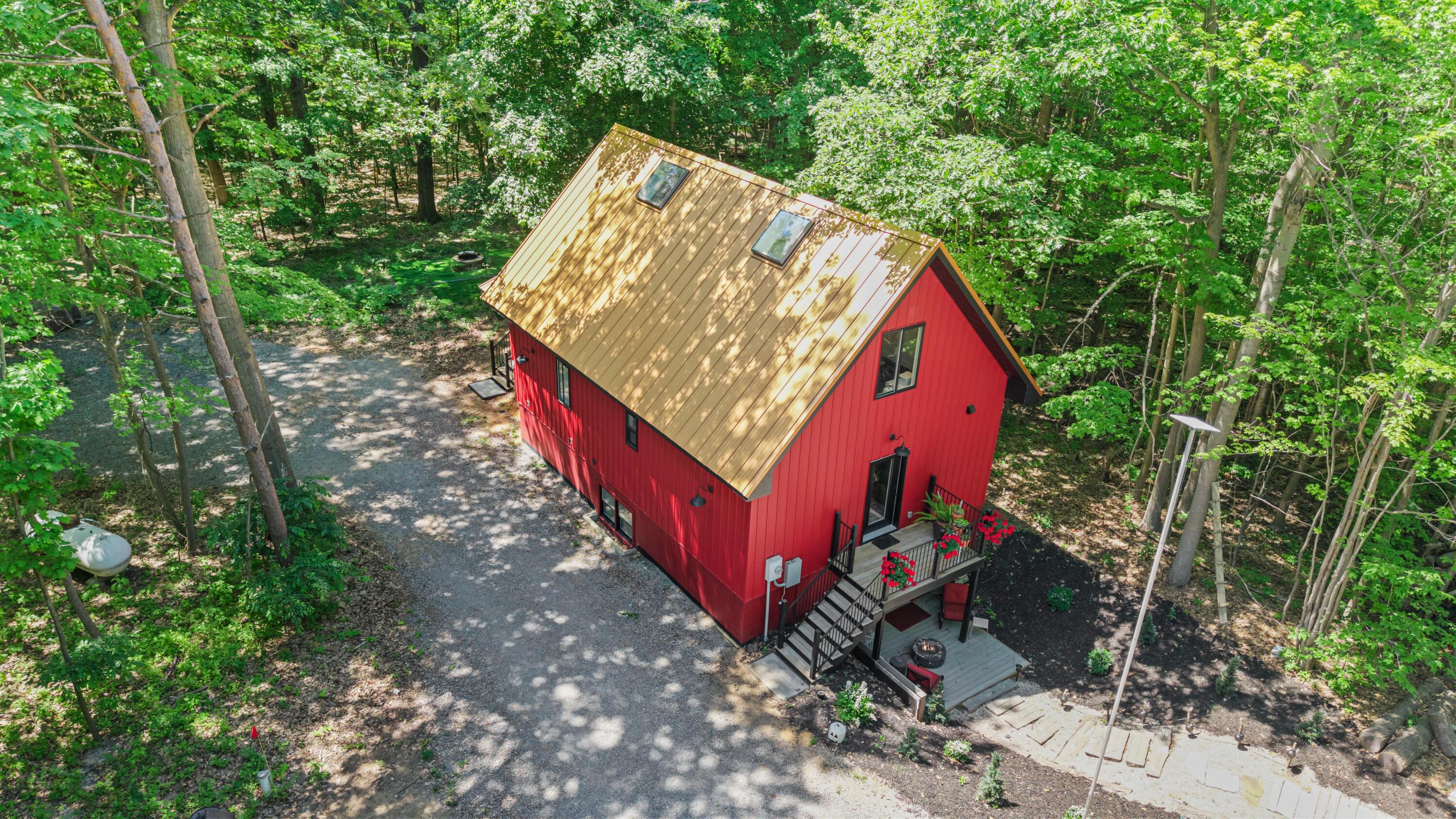 6907 126th Avenue Fennville MI 49408