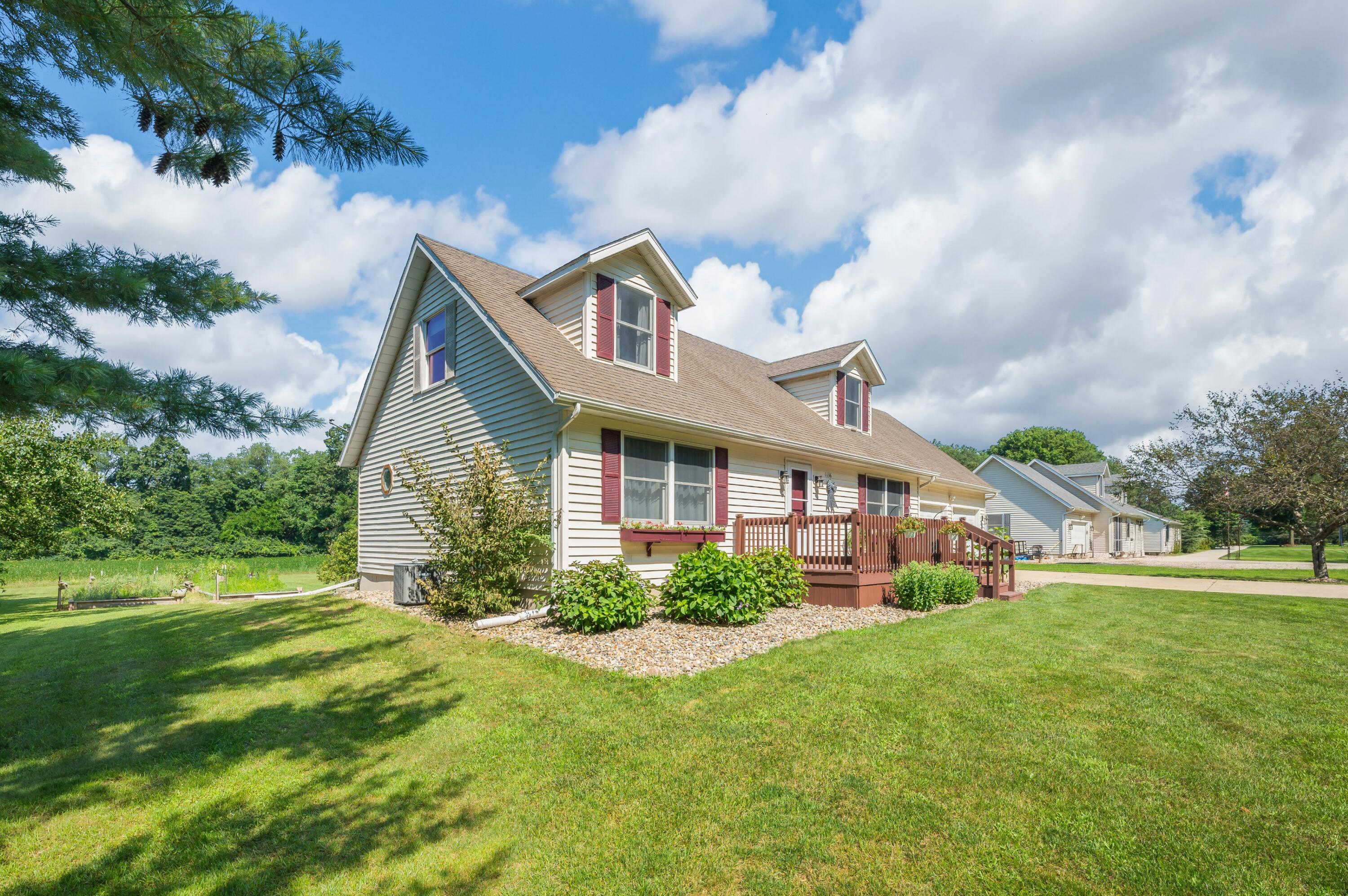 1136 Carberry Road Niles MI 49120