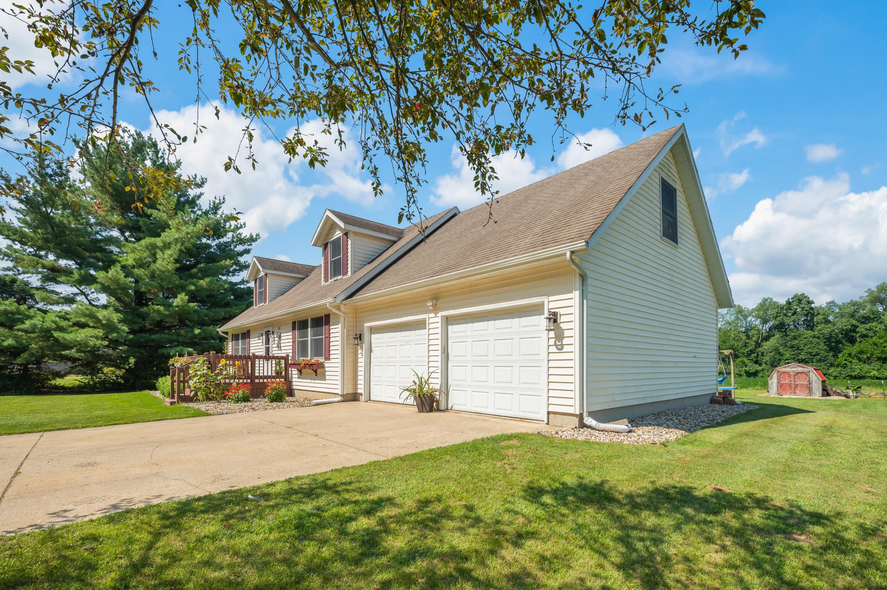 1136 Carberry Road Niles MI 49120