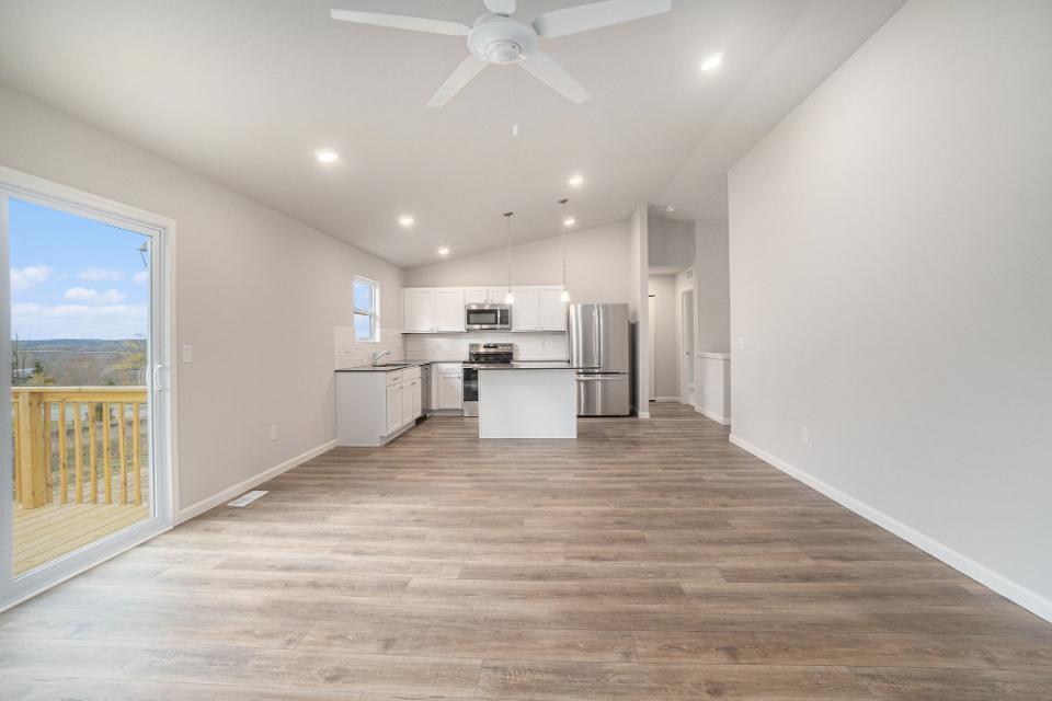 724 Manorwood Circle Benton Harbor MI 49022