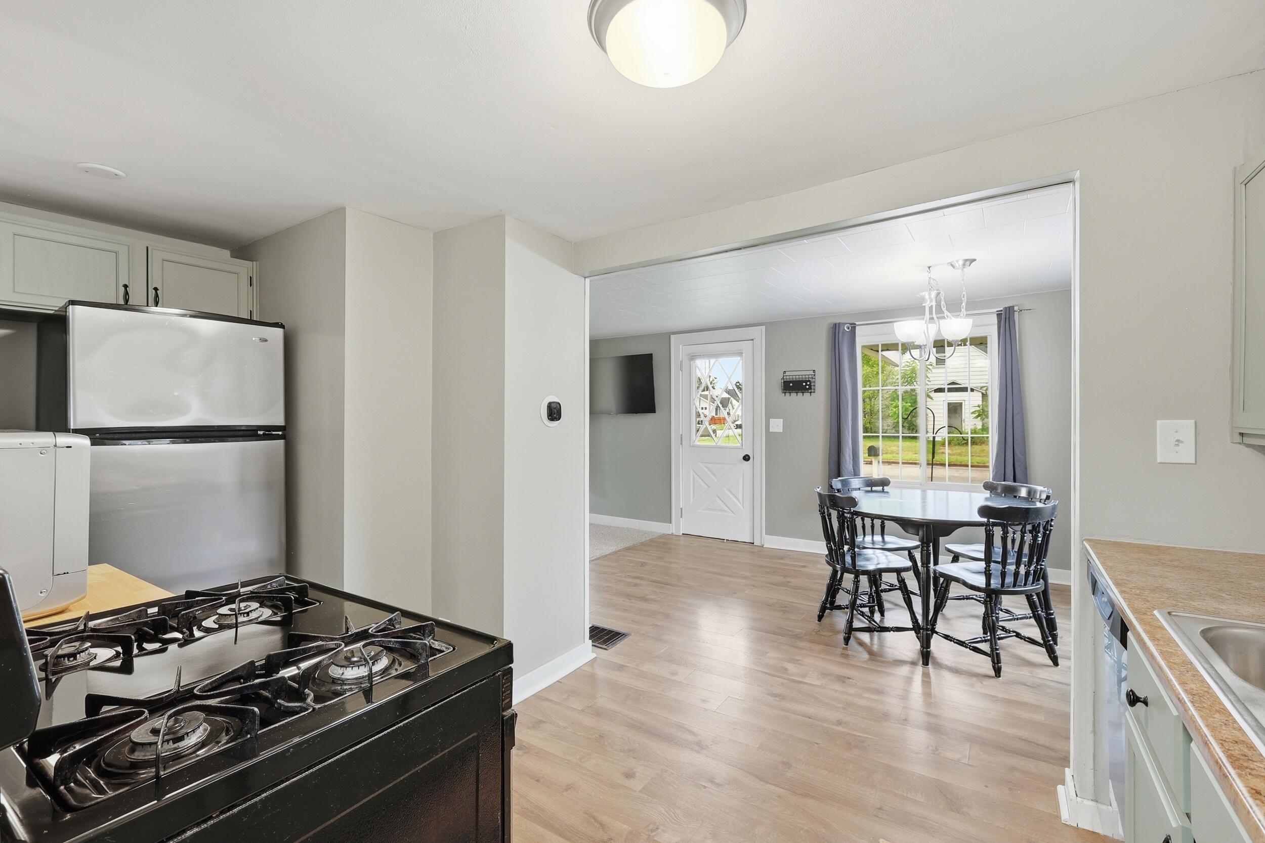 137 Holly Street SW Grand Rapids MI 49548