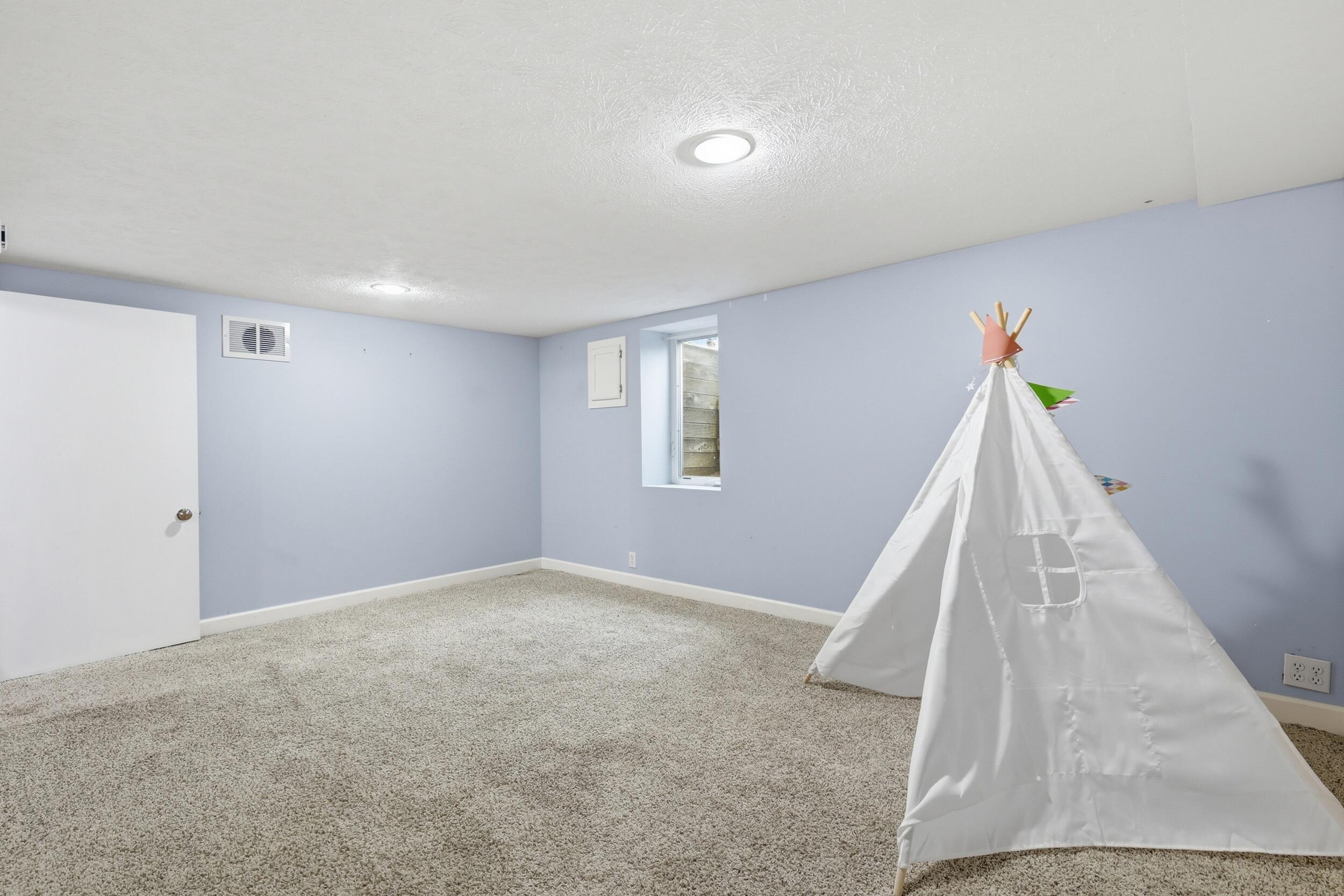 137 Holly Street SW Grand Rapids MI 49548