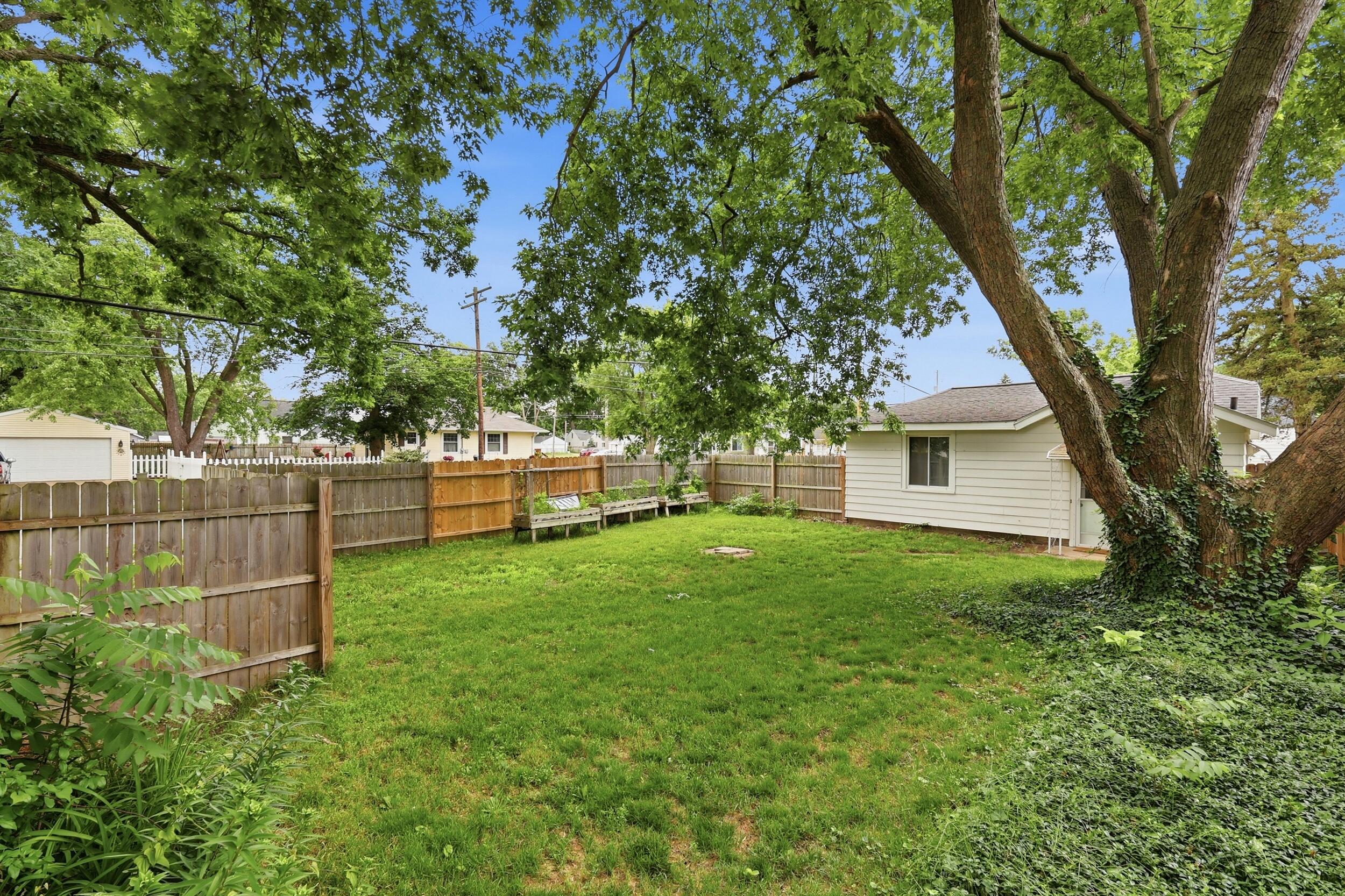 137 Holly Street SW Grand Rapids MI 49548