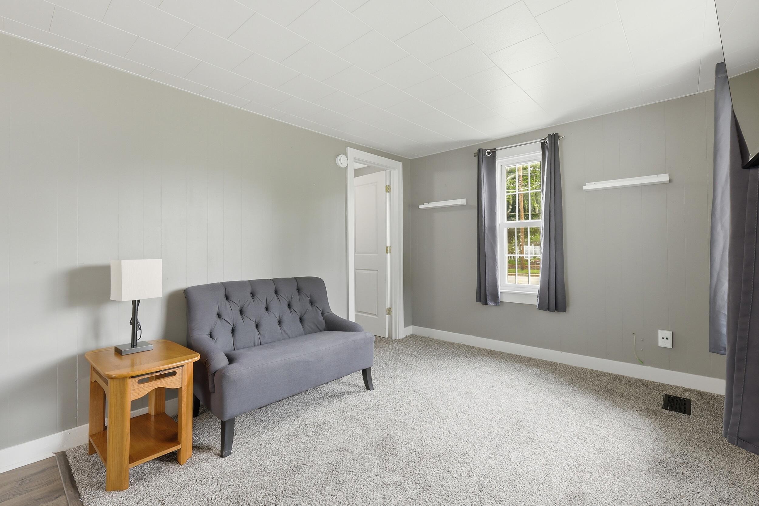 137 Holly Street SW Grand Rapids MI 49548