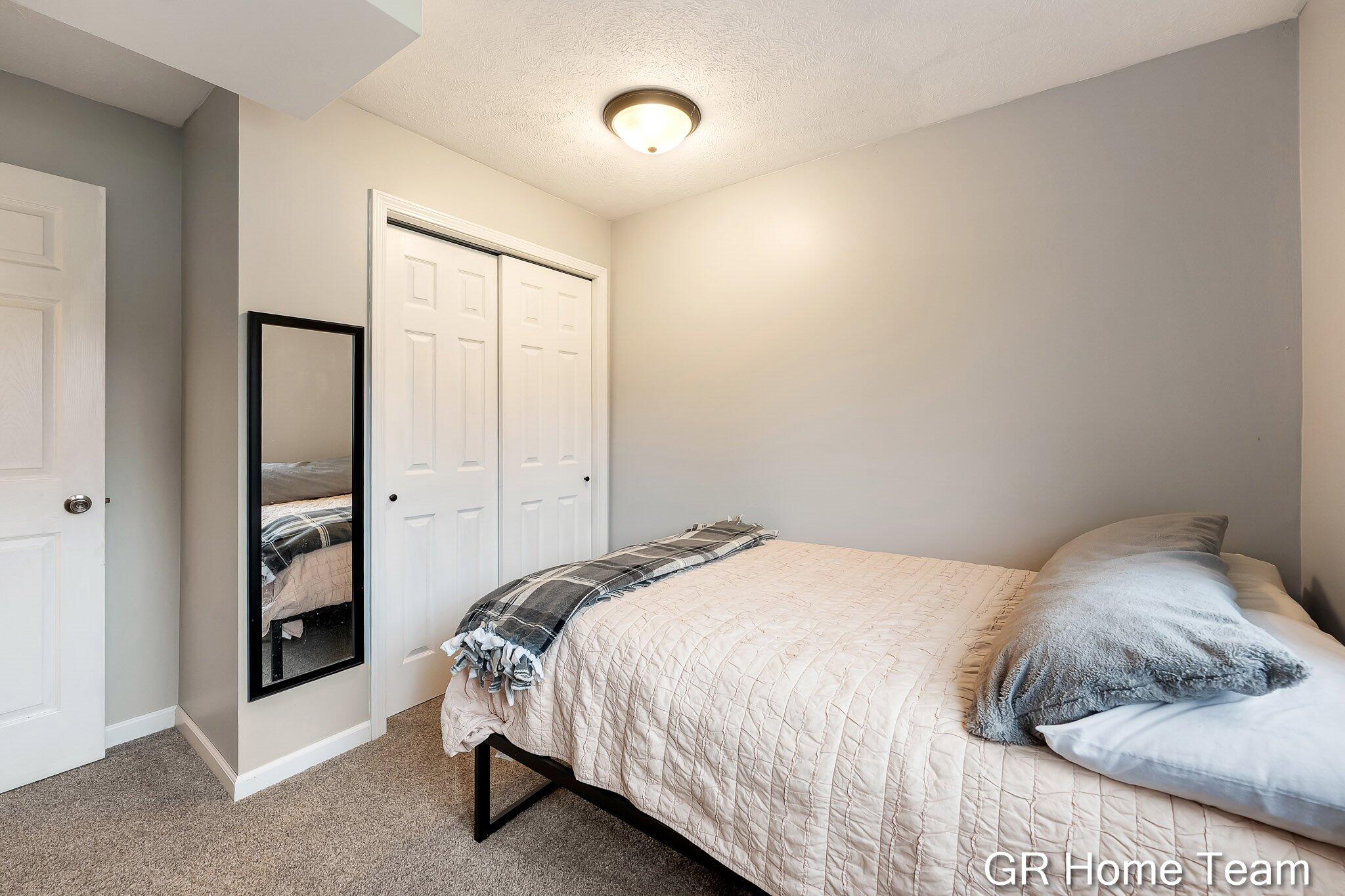 2304 Brookfarm Court SE Grand Rapids MI 49508