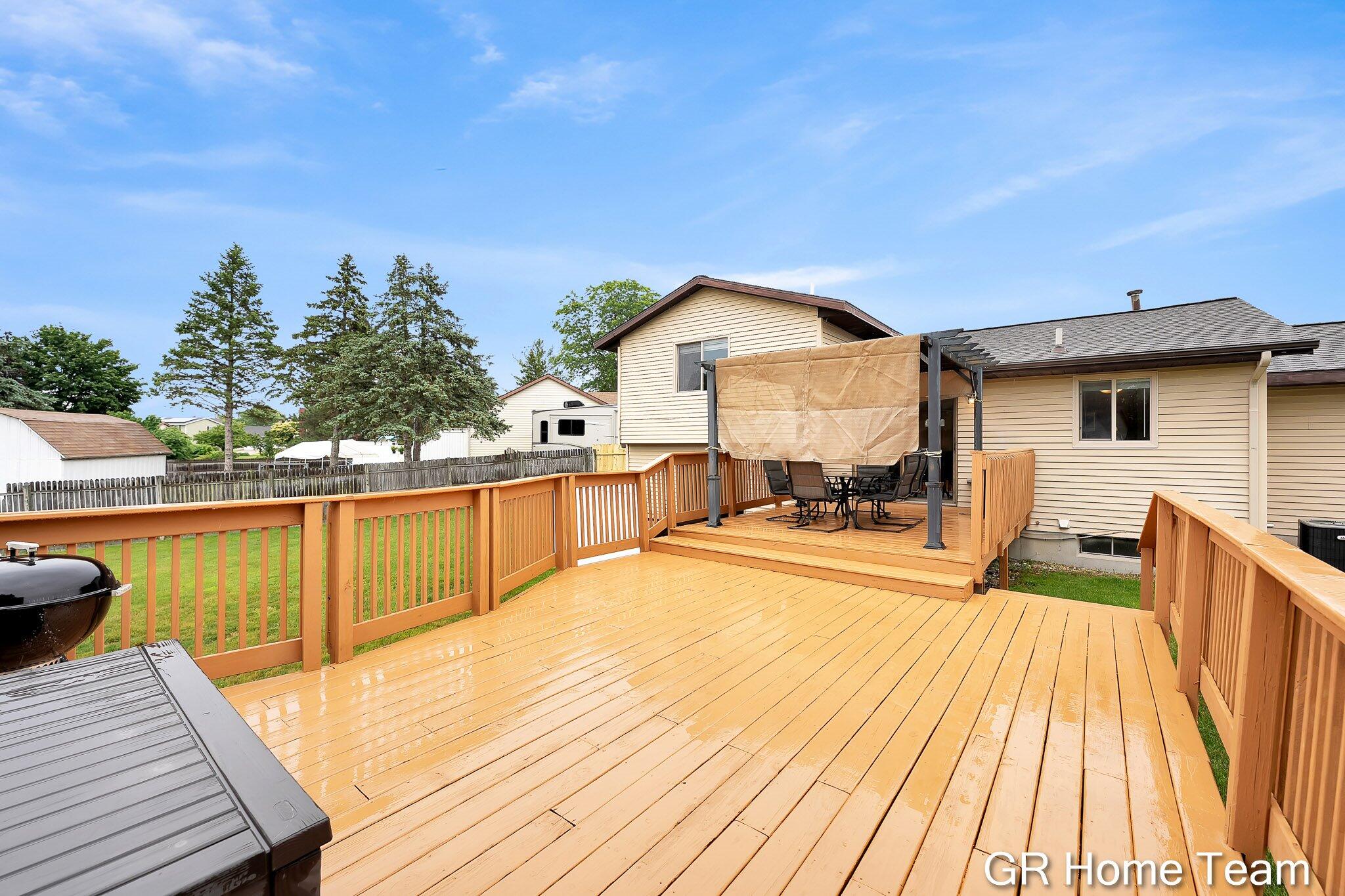 2304 Brookfarm Court SE Grand Rapids MI 49508