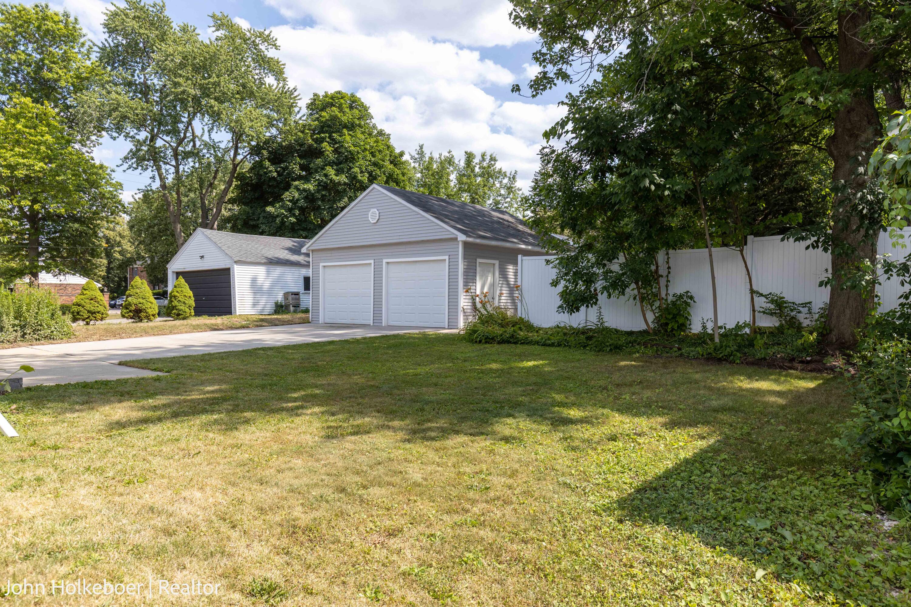 1948 Boston Street SE Grand Rapids MI 49506