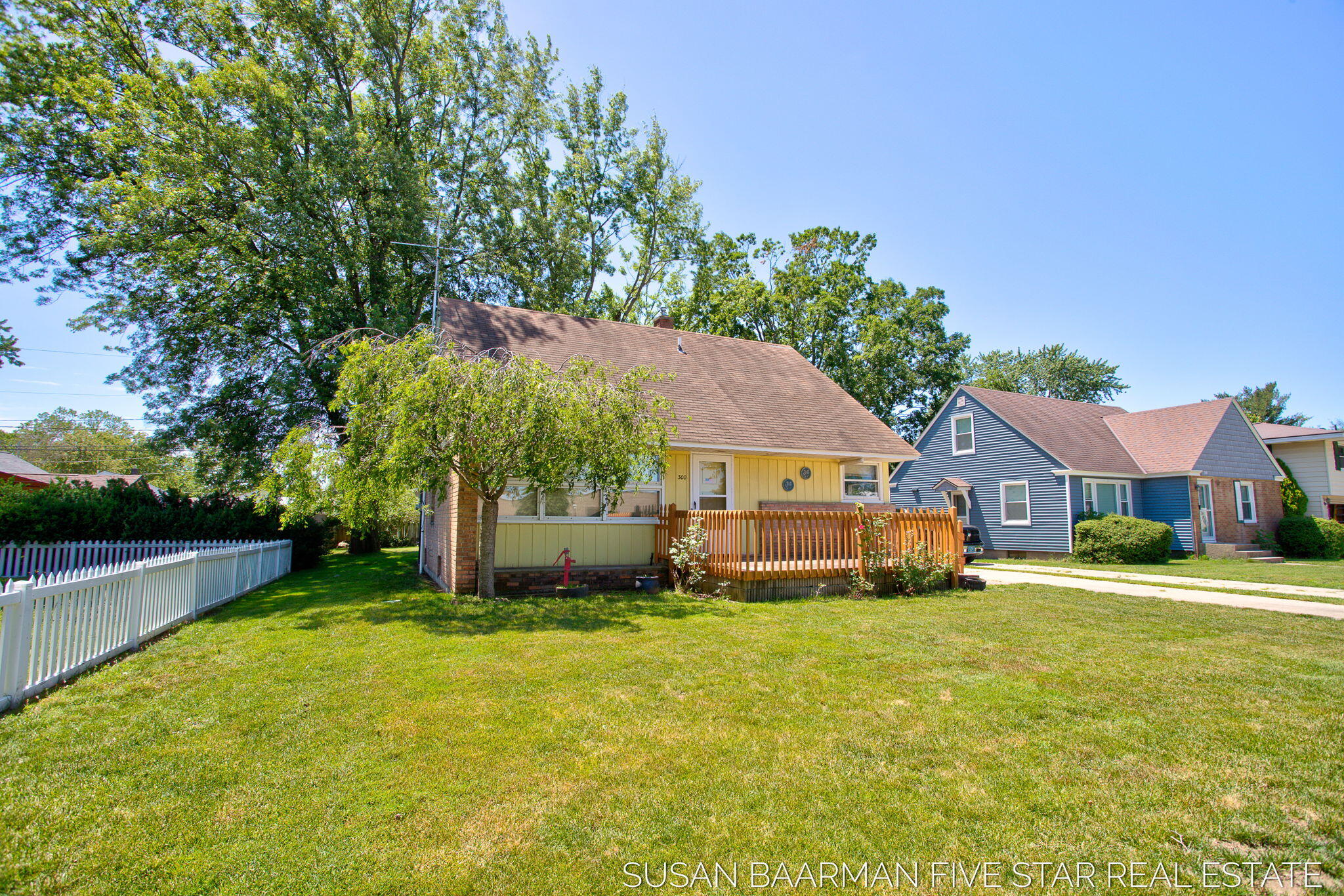 300 W 27th Street Holland MI 49423