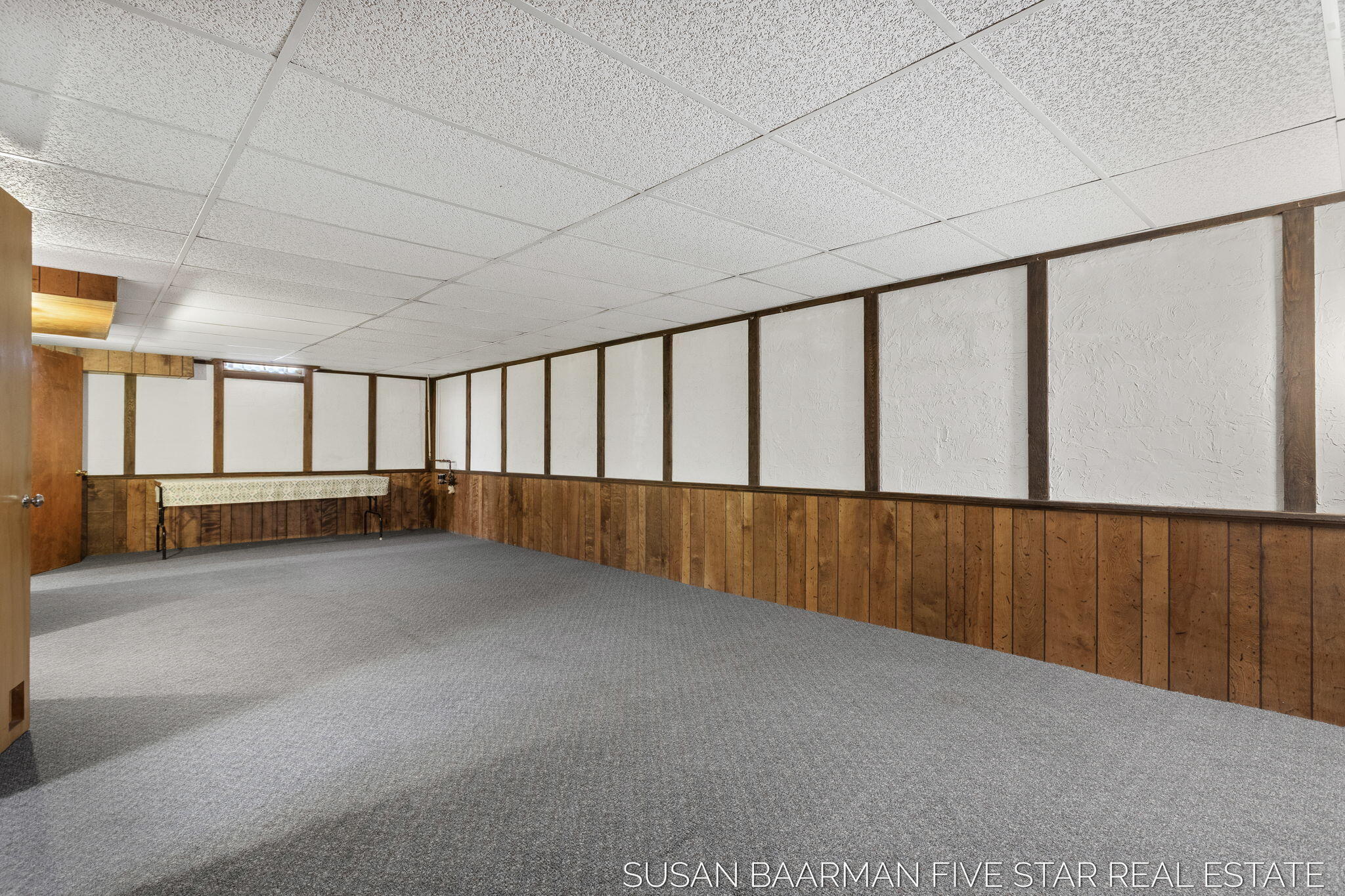 300 W 27th Street Holland MI 49423