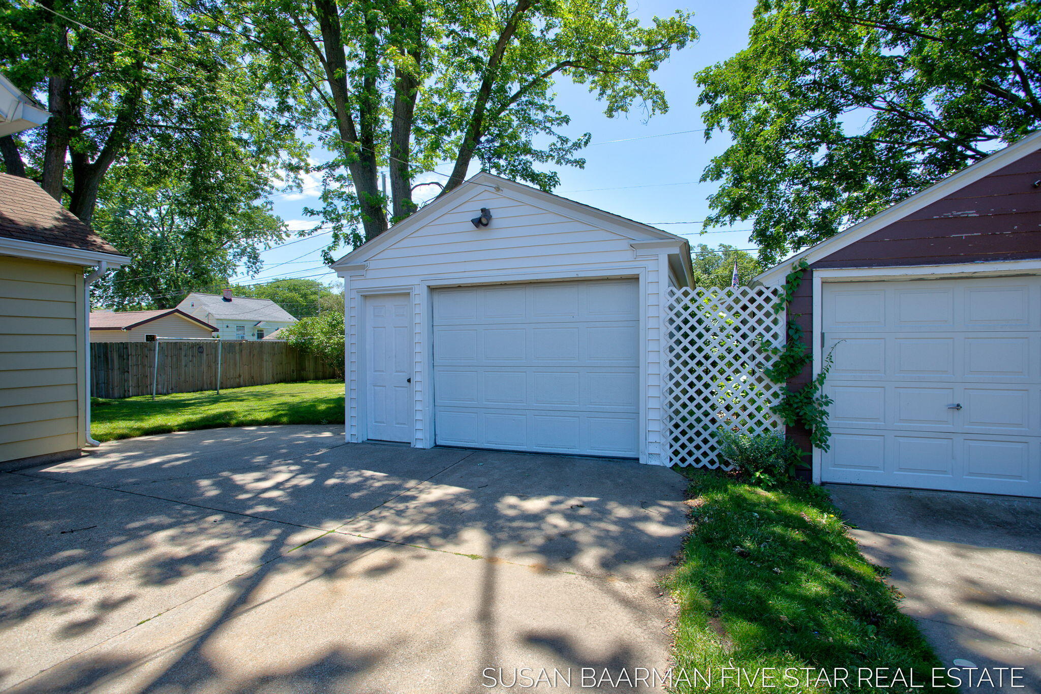 300 W 27th Street Holland MI 49423
