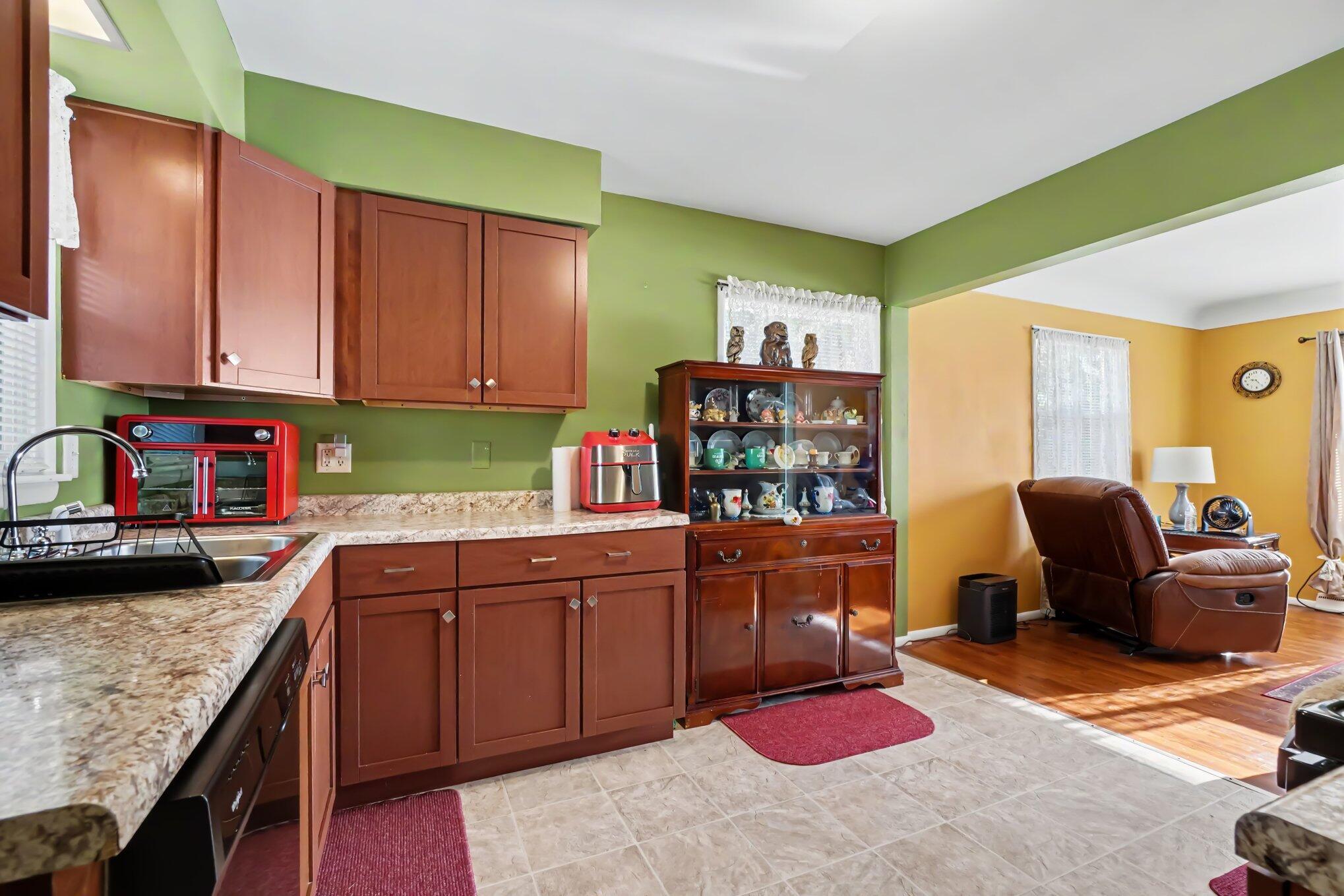 1207 Elkerton Avenue Kalamazoo MI 49048
