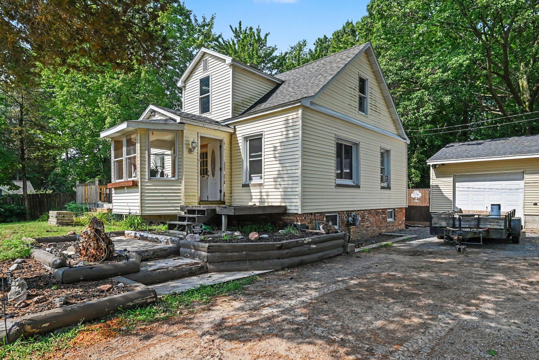 14525 Lakeshore Avenue Grand Haven MI 49417