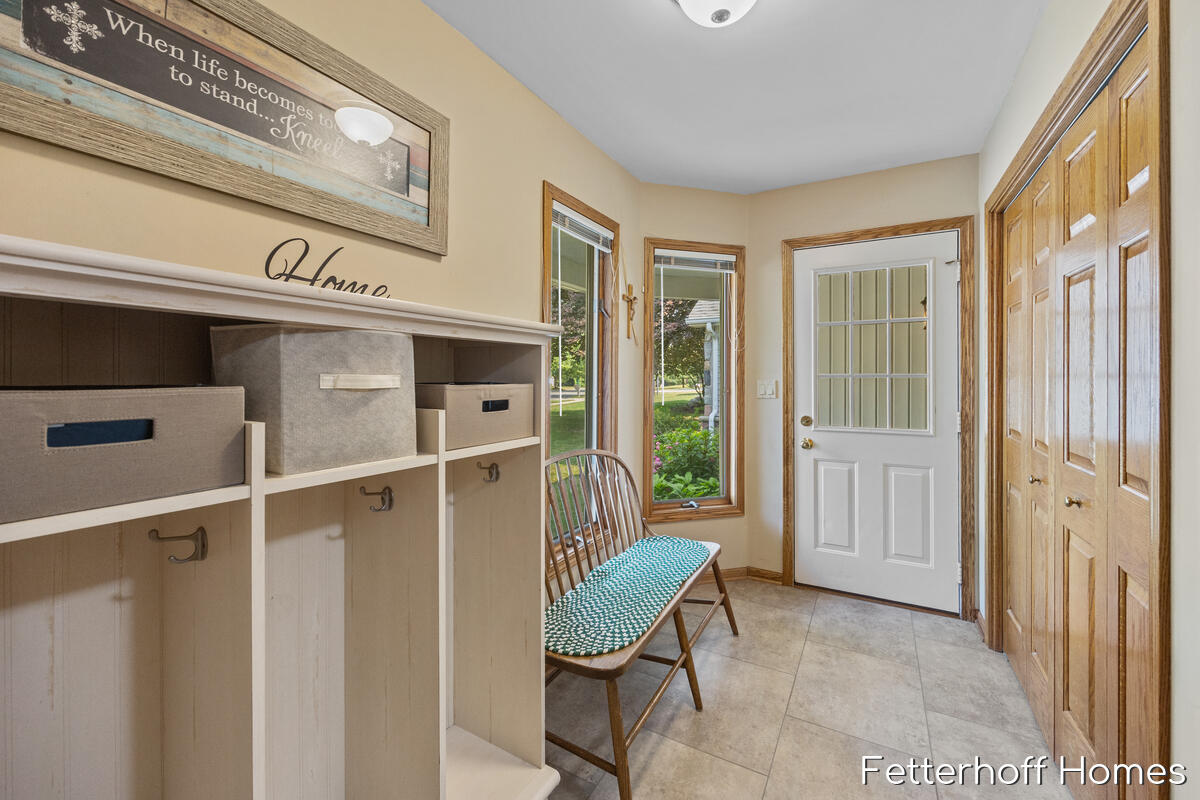 1900 Cherry Run Drive NW Grand Rapids MI 49504