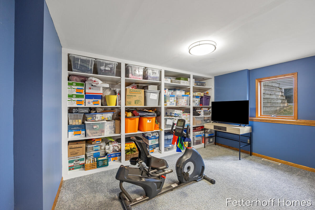 1900 Cherry Run Drive NW Grand Rapids MI 49504