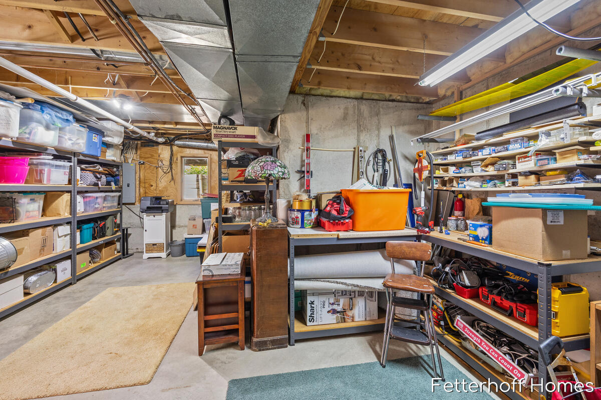 1900 Cherry Run Drive NW Grand Rapids MI 49504
