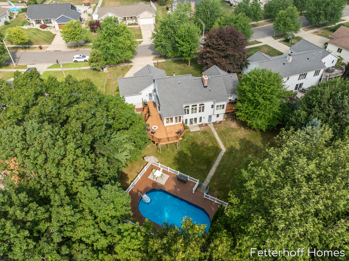 1900 Cherry Run Drive NW Grand Rapids MI 49504
