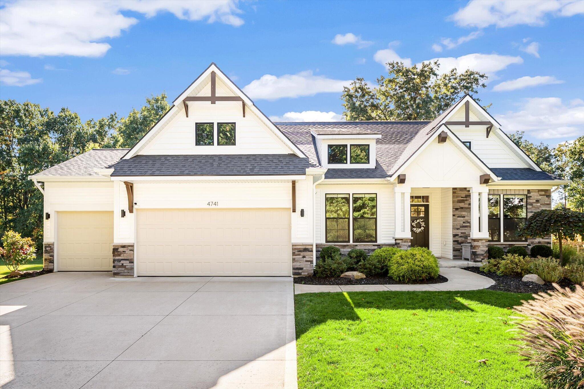 4741 Harbor View Drive SE Grand Rapids MI 49512